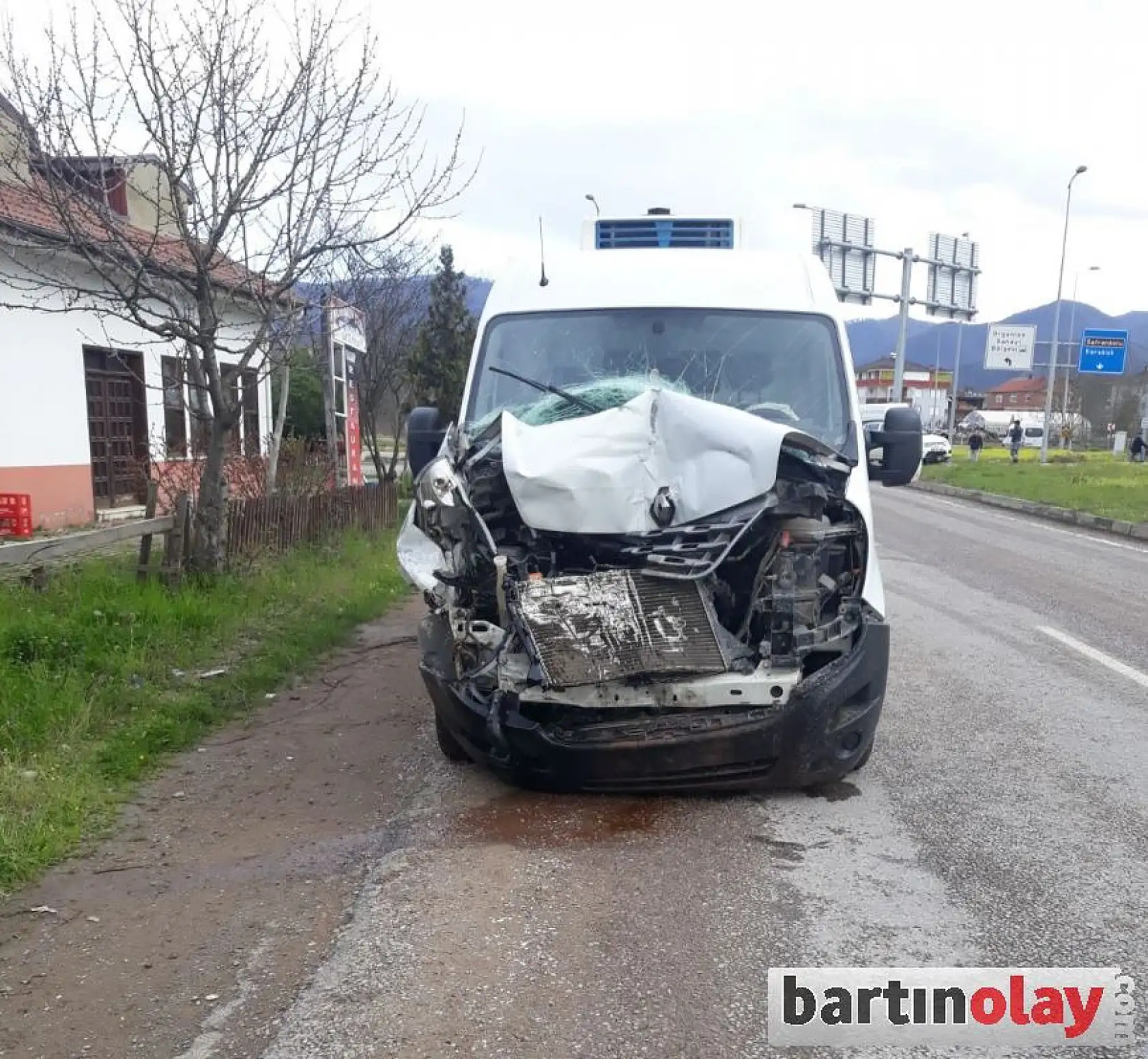 Organize kavşağında kaza