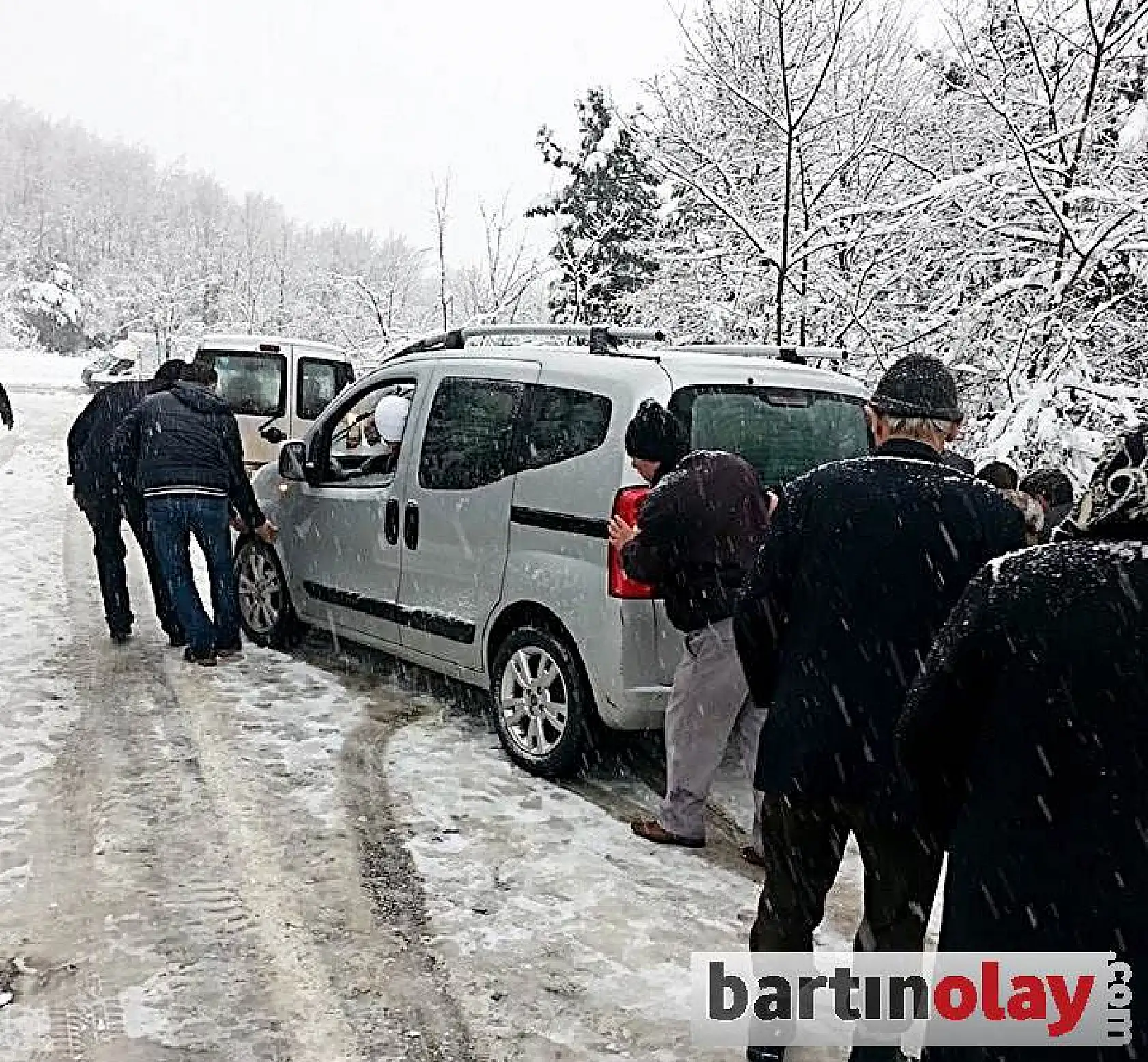 Bartın'da kar manzaraları