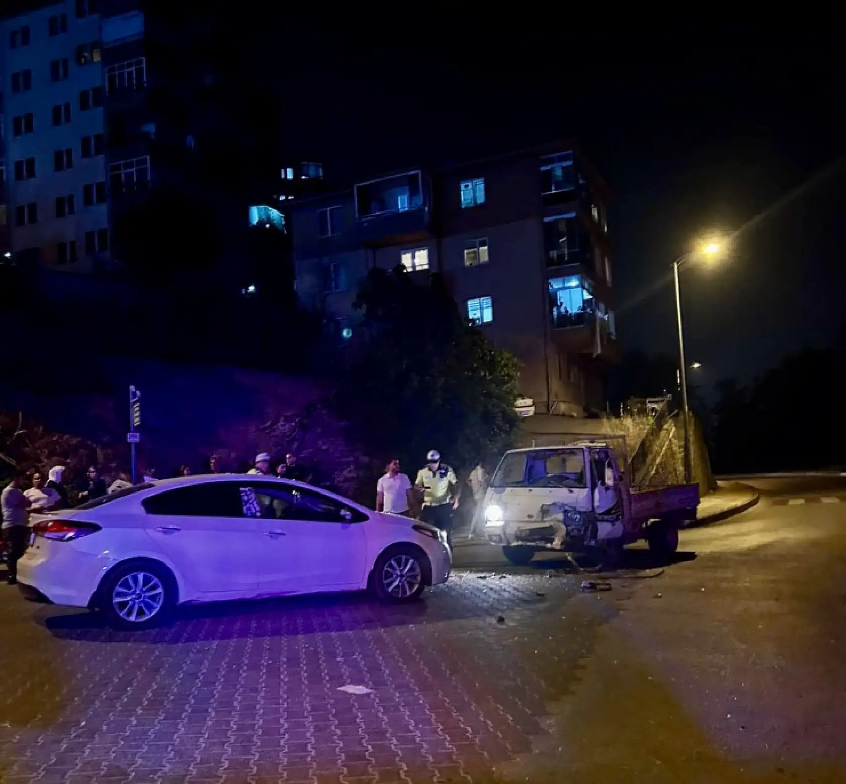 Kaynarcada Kafa Kafaya Çarpışma