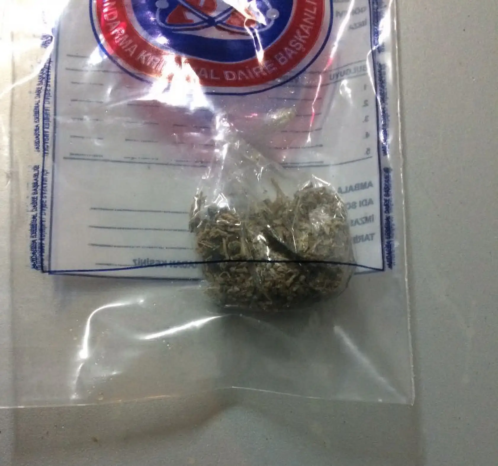 Jandarmadan kaçarken kaza yaptılar