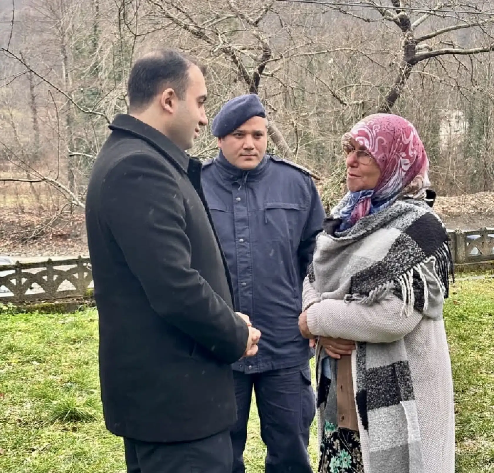 Kaymakam Kadiroğlu, acılı ailenin yanında