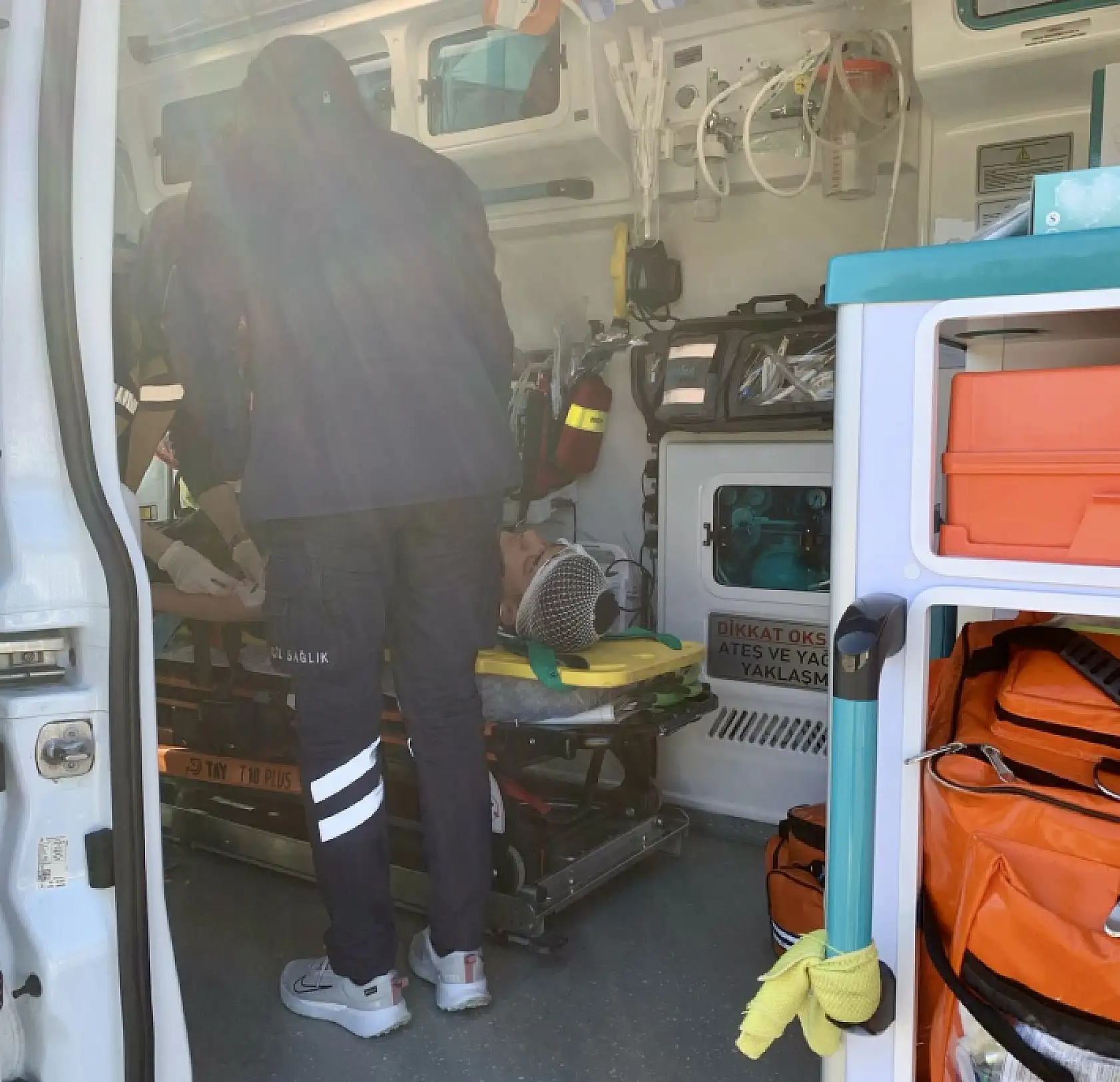 Motosiklet sürücüsü yaralandı