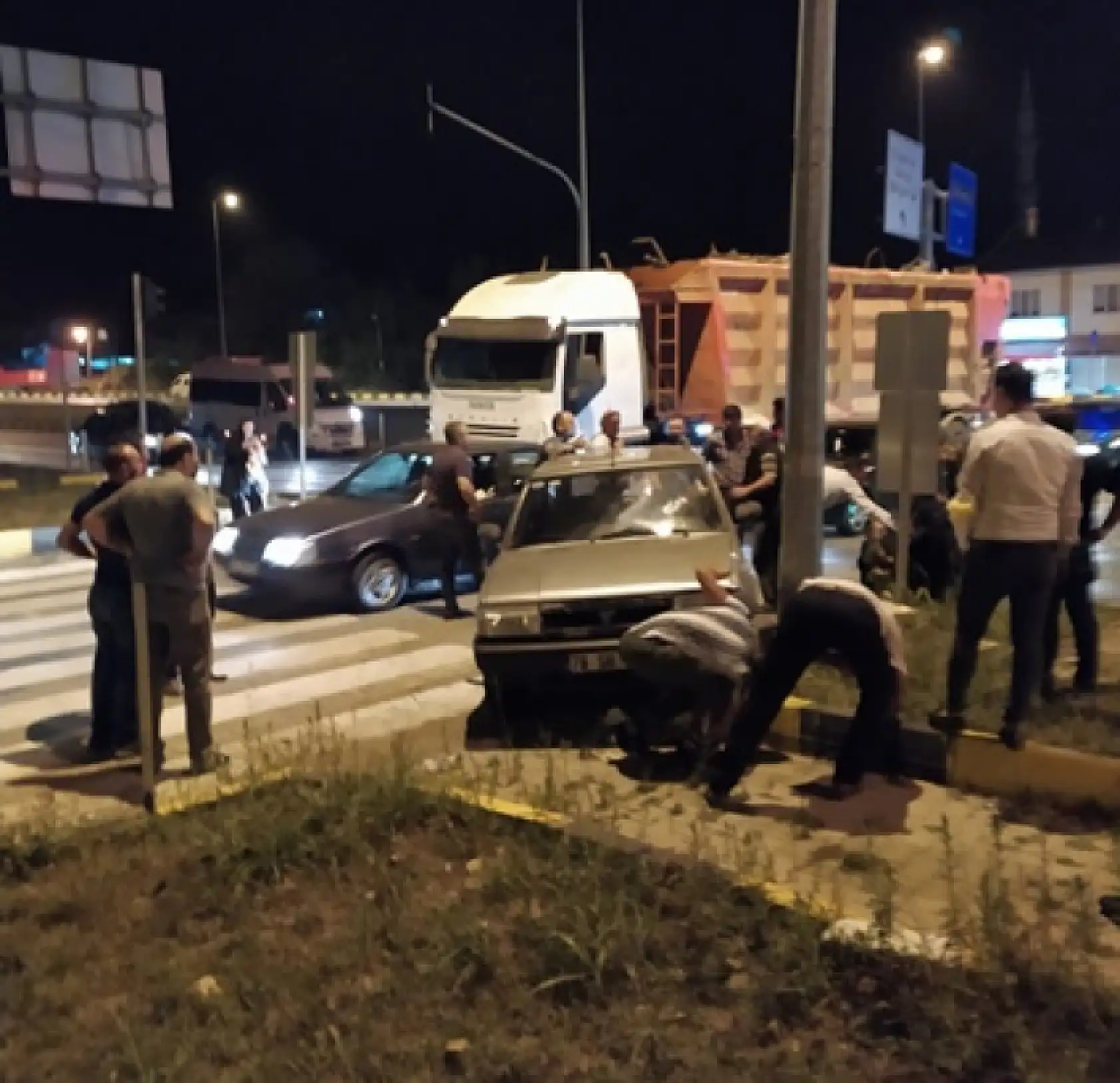 Organize kavşağında kaza