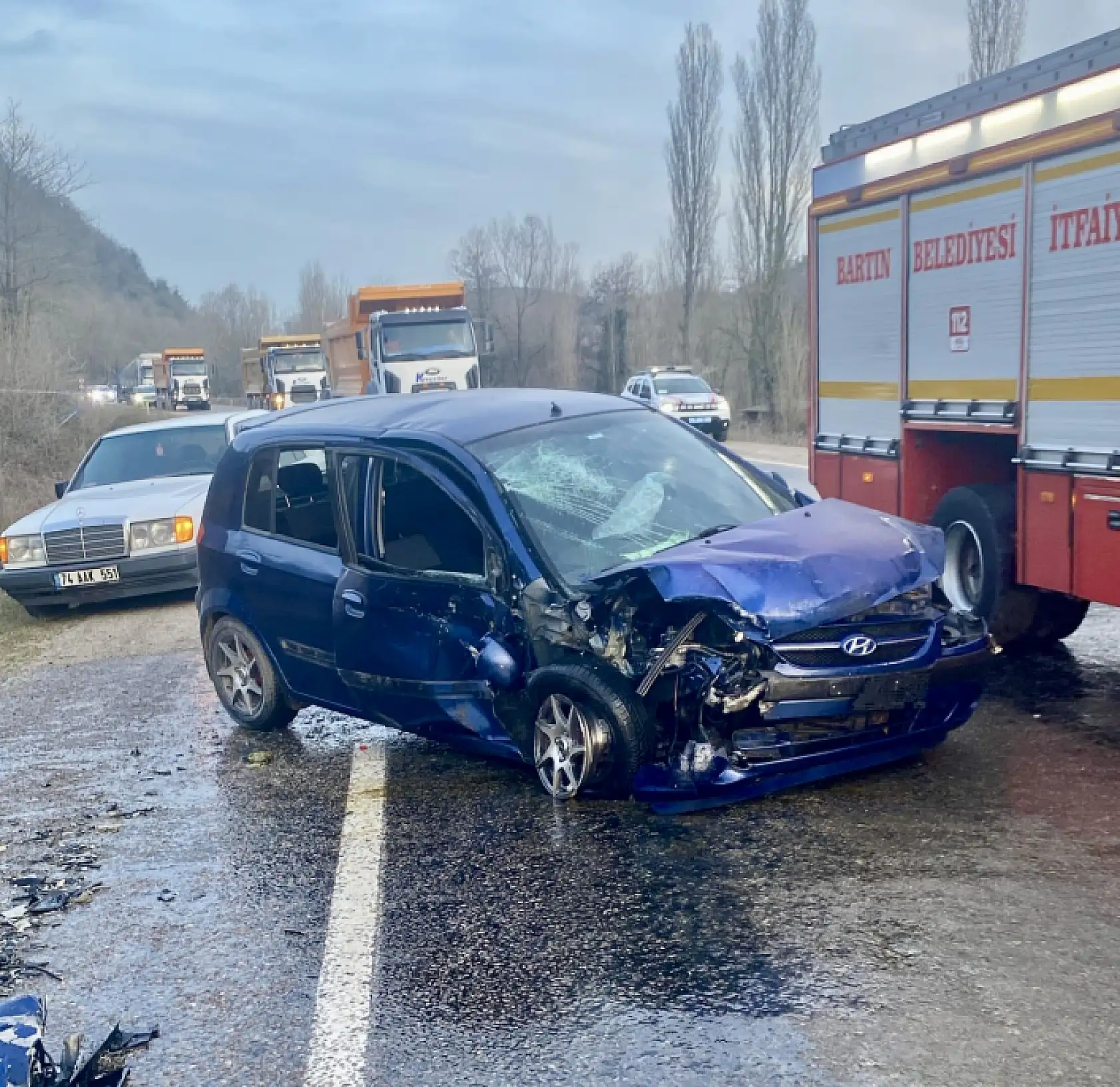 İnkumu yolunda feci kaza, 4 yaralı