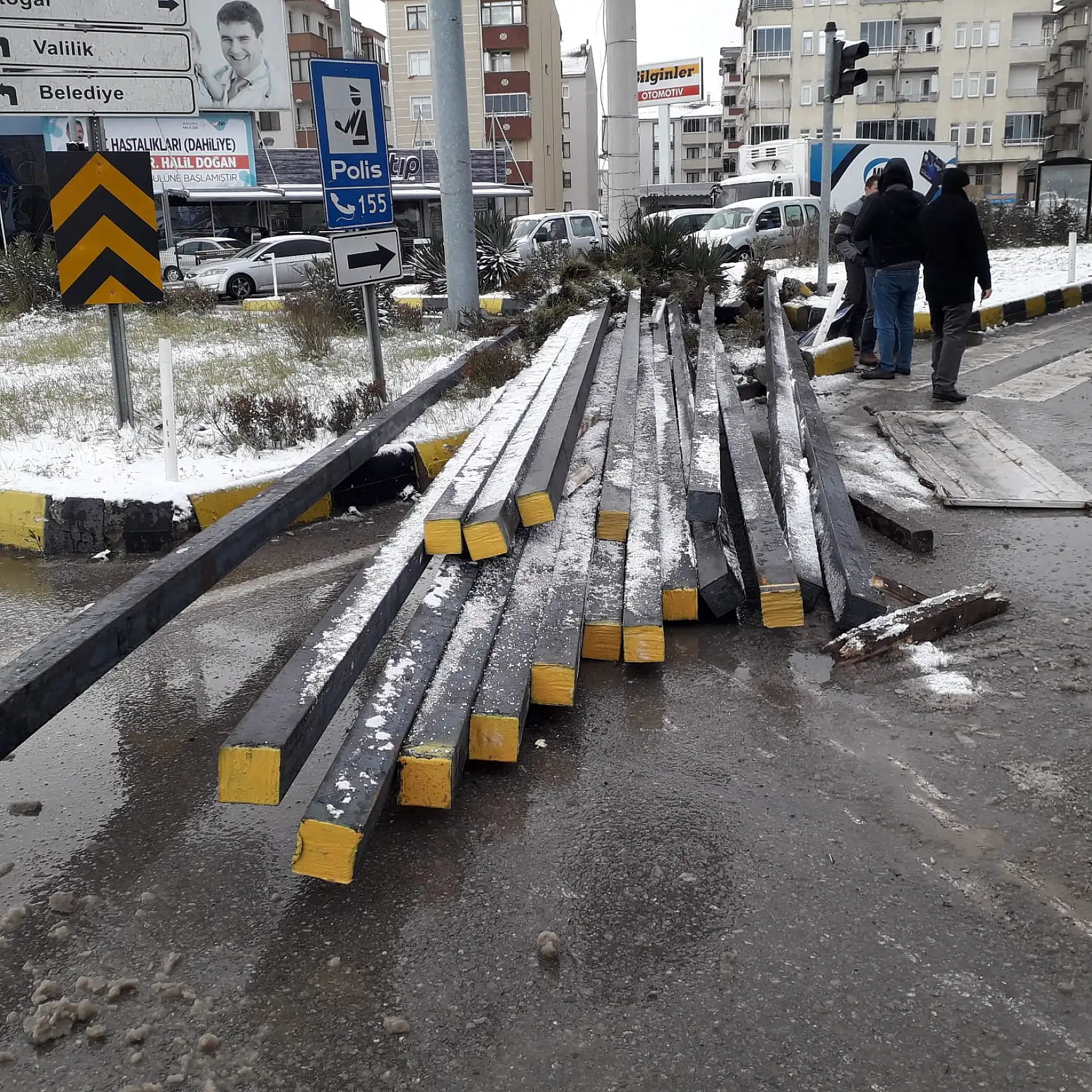 Kapak açıldı, demirler yola saçıldı