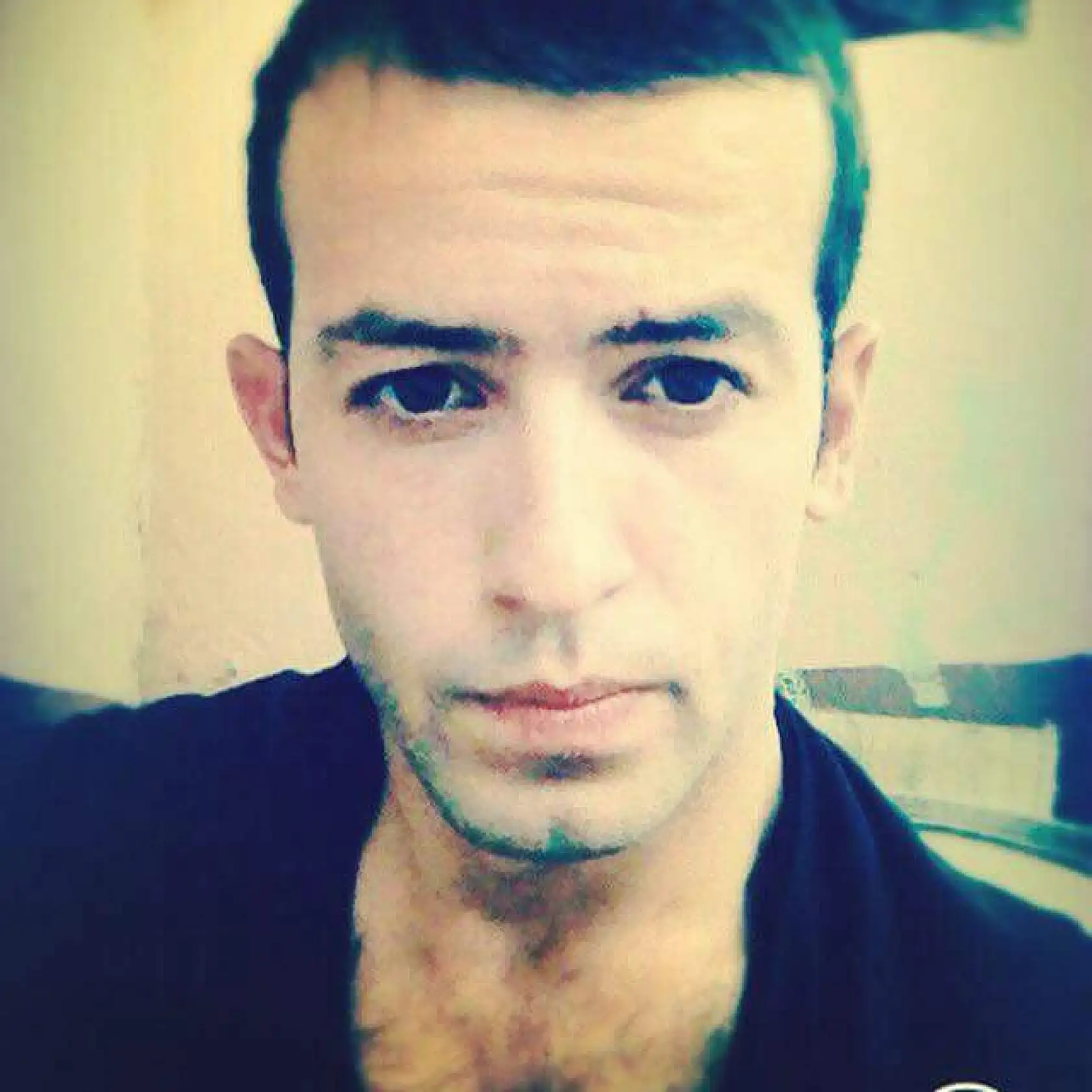 Park halindeki iş makinesine çarptı