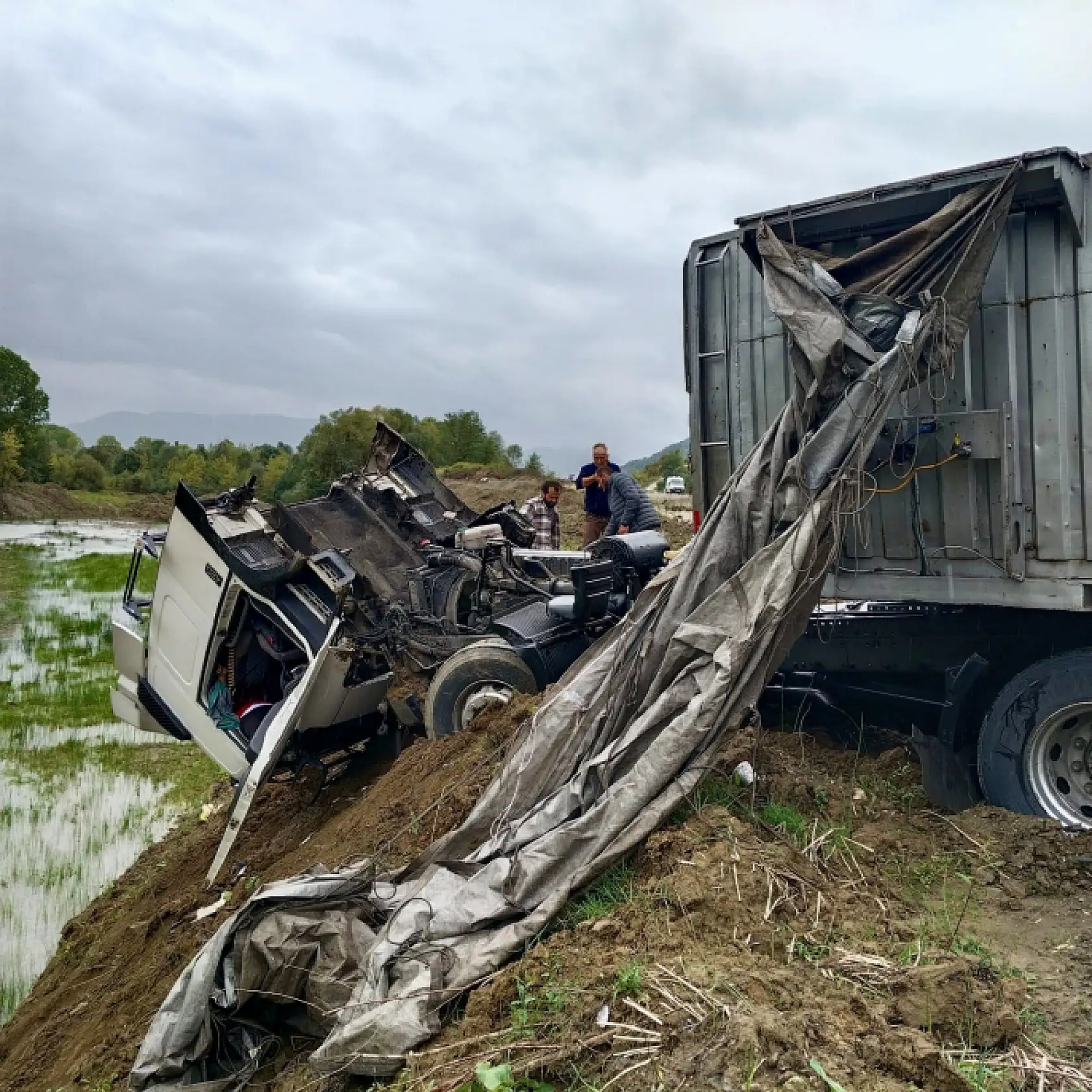 Potbaşı Mevkiinde Feci Kaza!