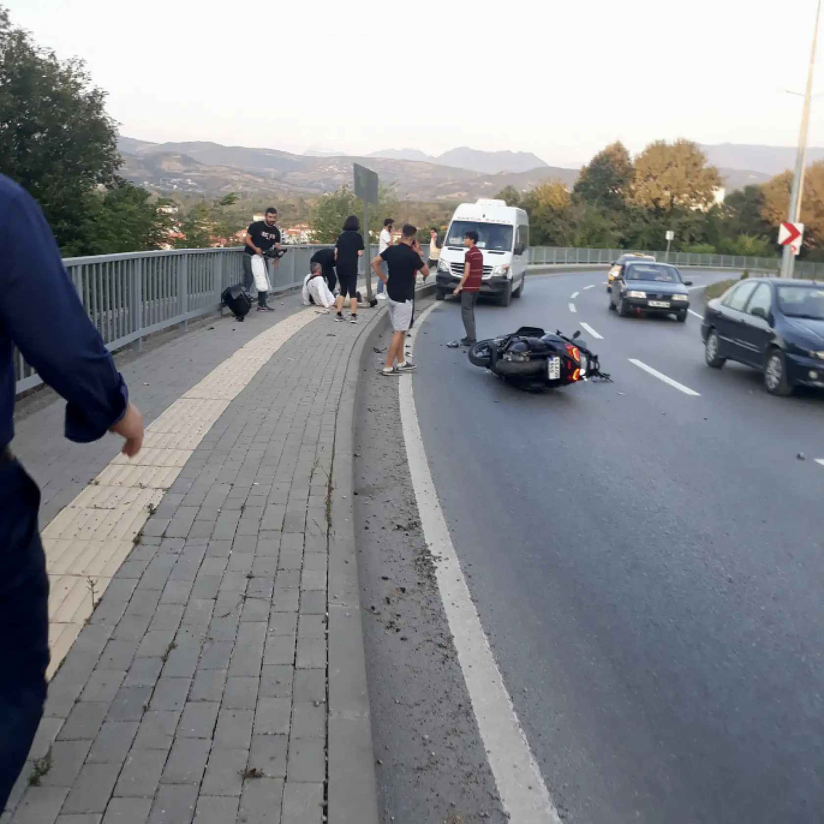 Virajda kontrolden çıktı