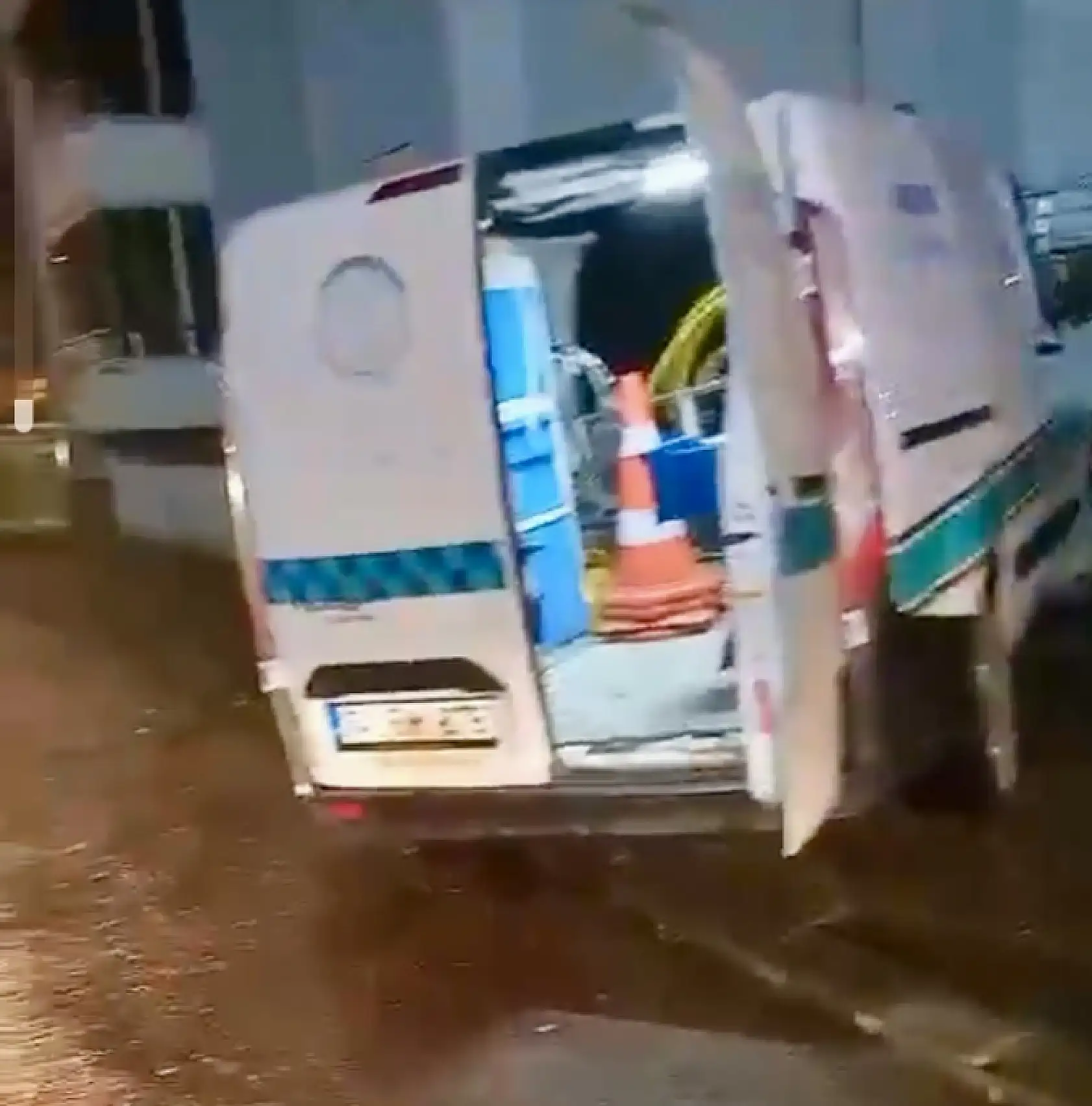 Ekipler müdahale etti