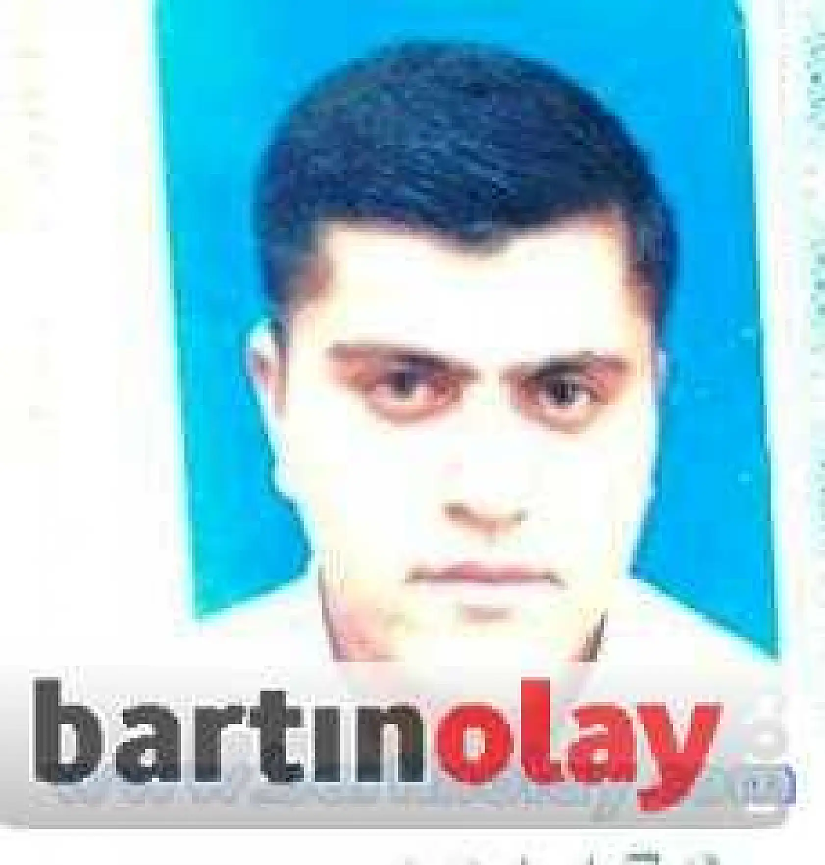 GÖÇEN DUVAR İLE ARAÇ ARASINDA EZİLDİ