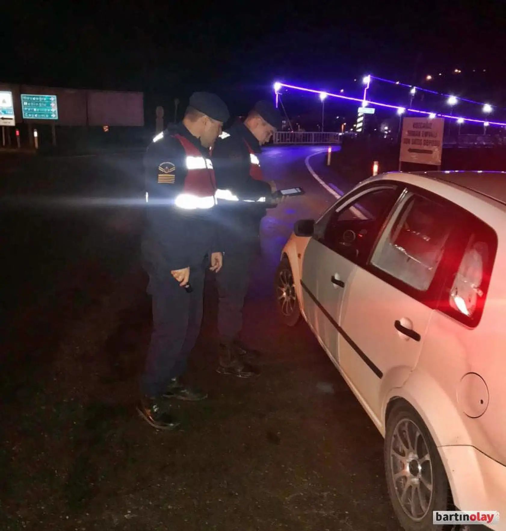 Jandarma trafik Kozcağız'da uygulama yaptı