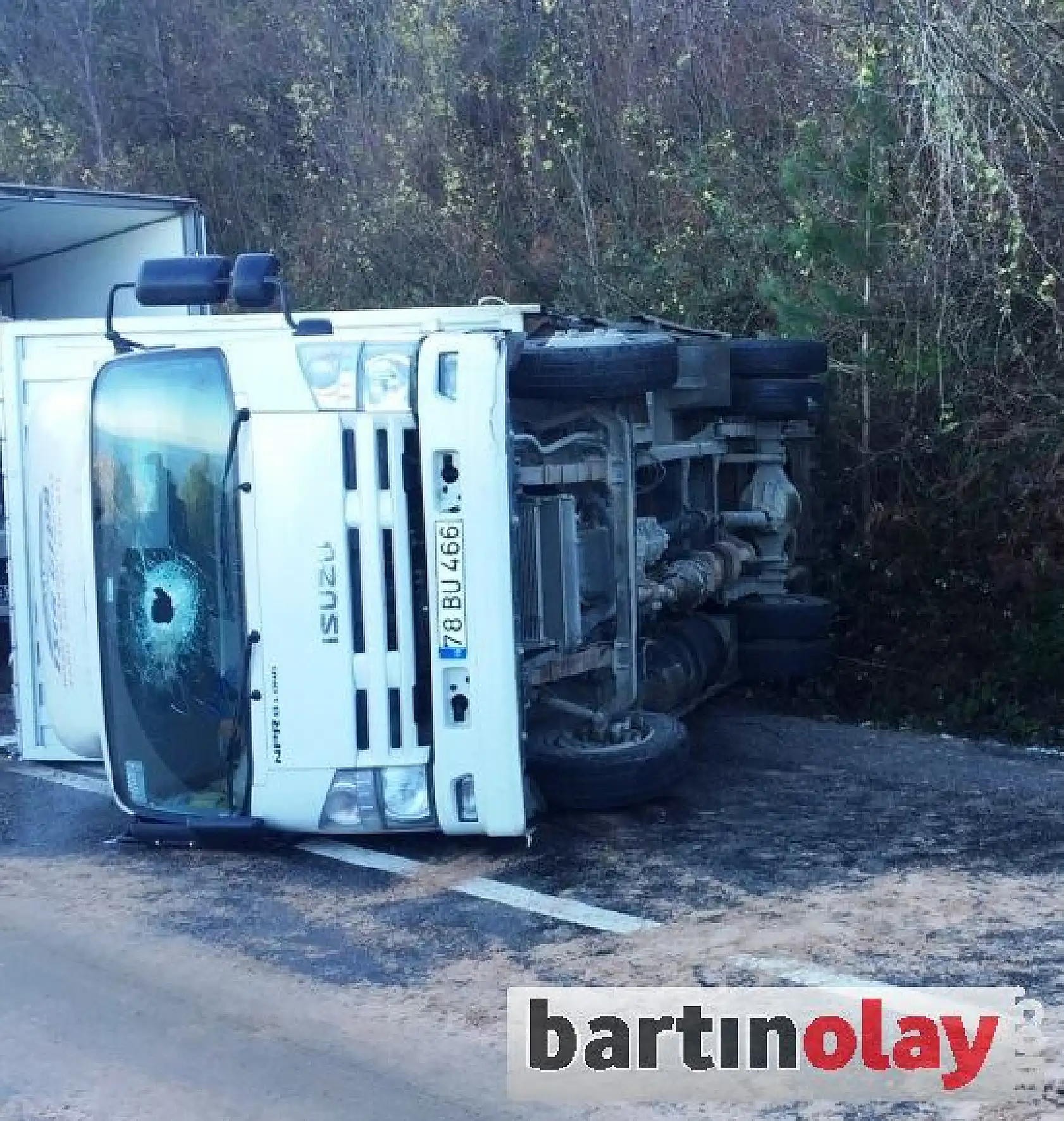 Şeker yüklü Kamyon Devrildi