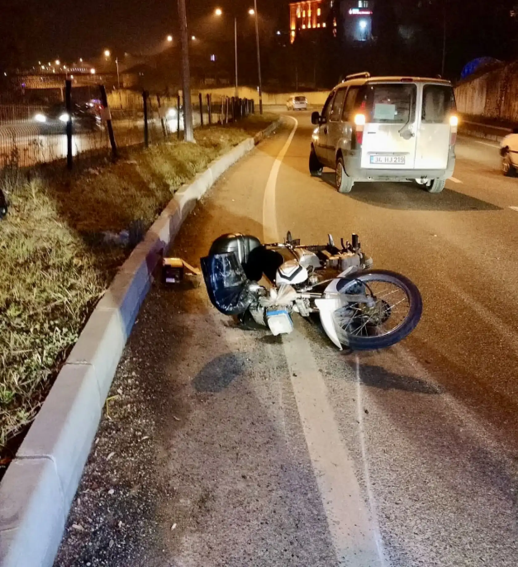 Virajlı yolda yine kaza