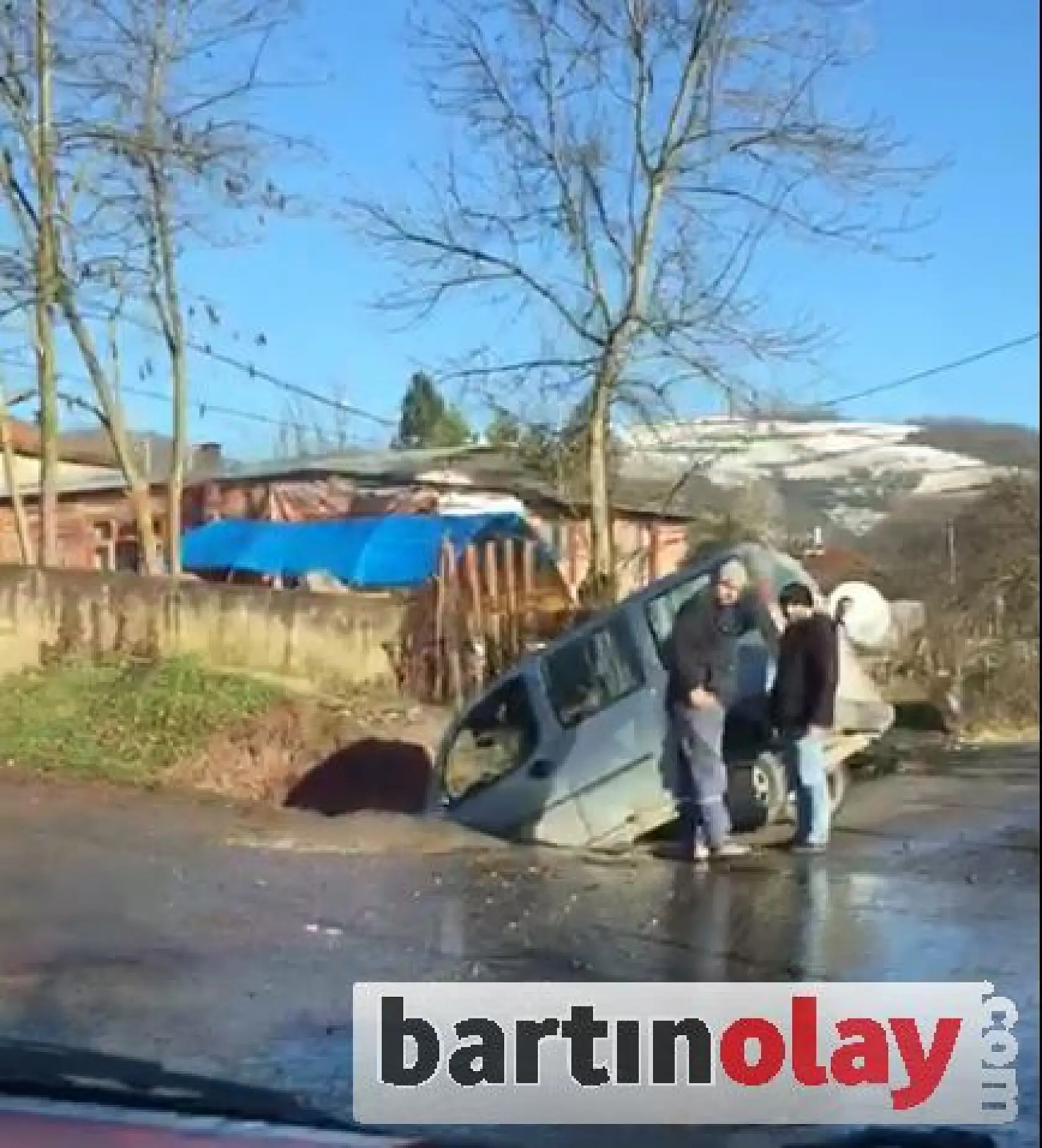 Buzlu yollarda kayan kayana