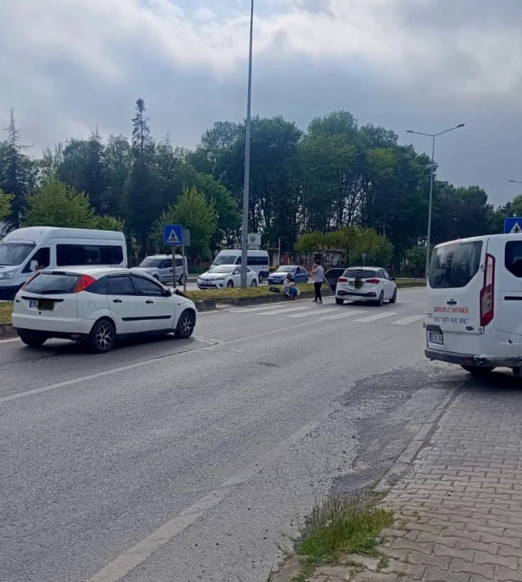 Yaya geçidinde kaza