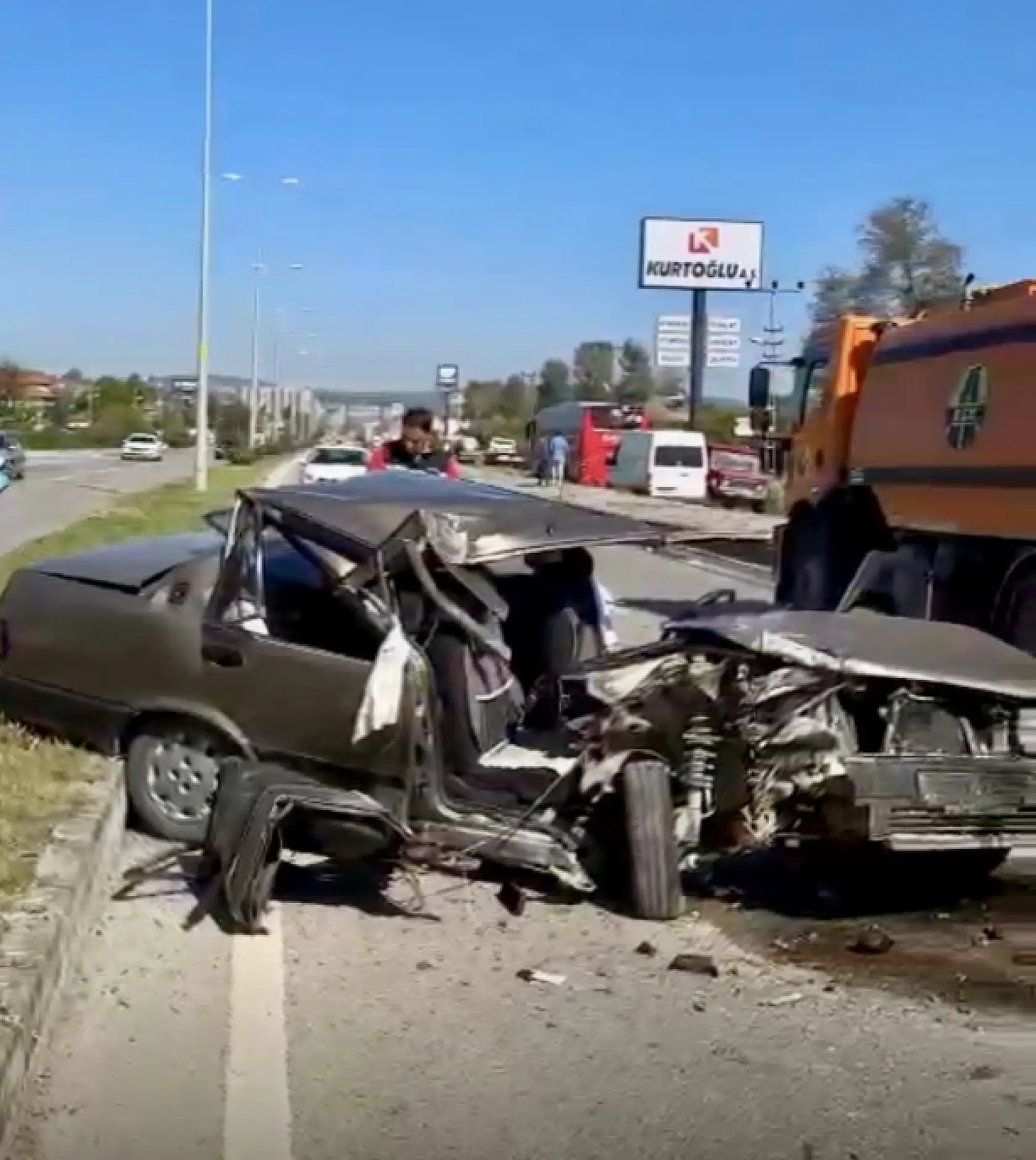 Terminal yolunda feci kaza