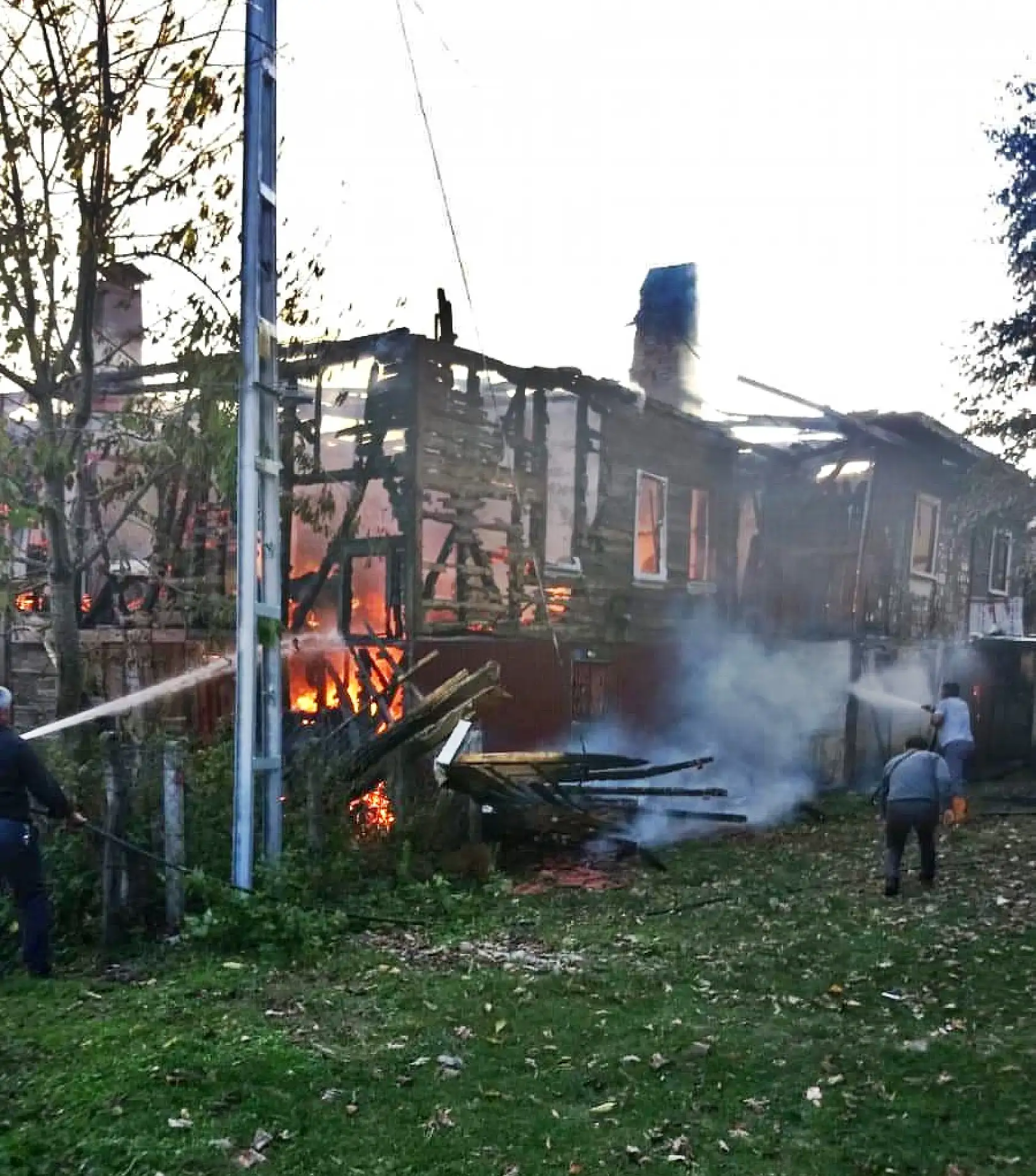 Köyde korkutan yangın