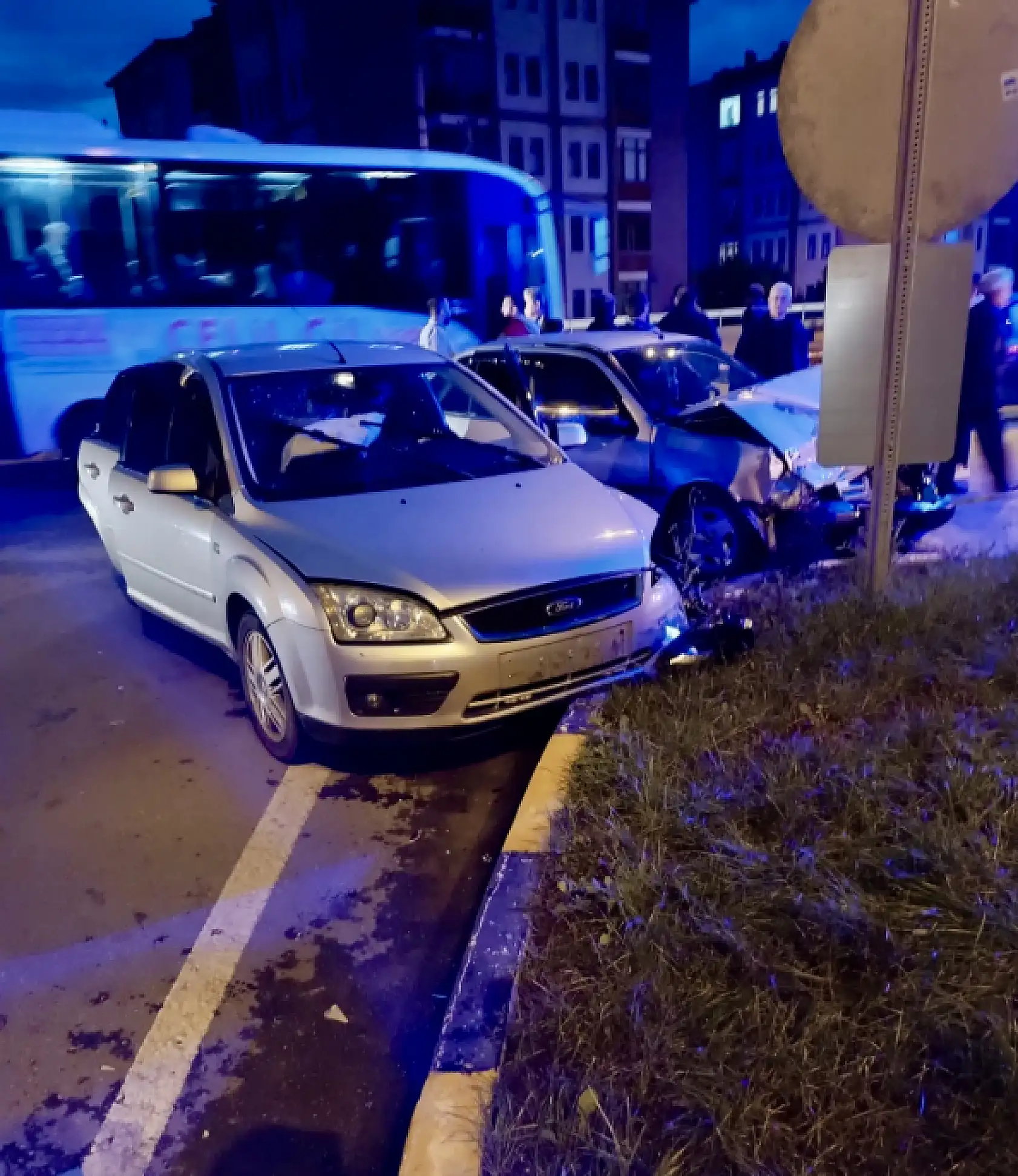 Arıt yol ayrımında yine kaza