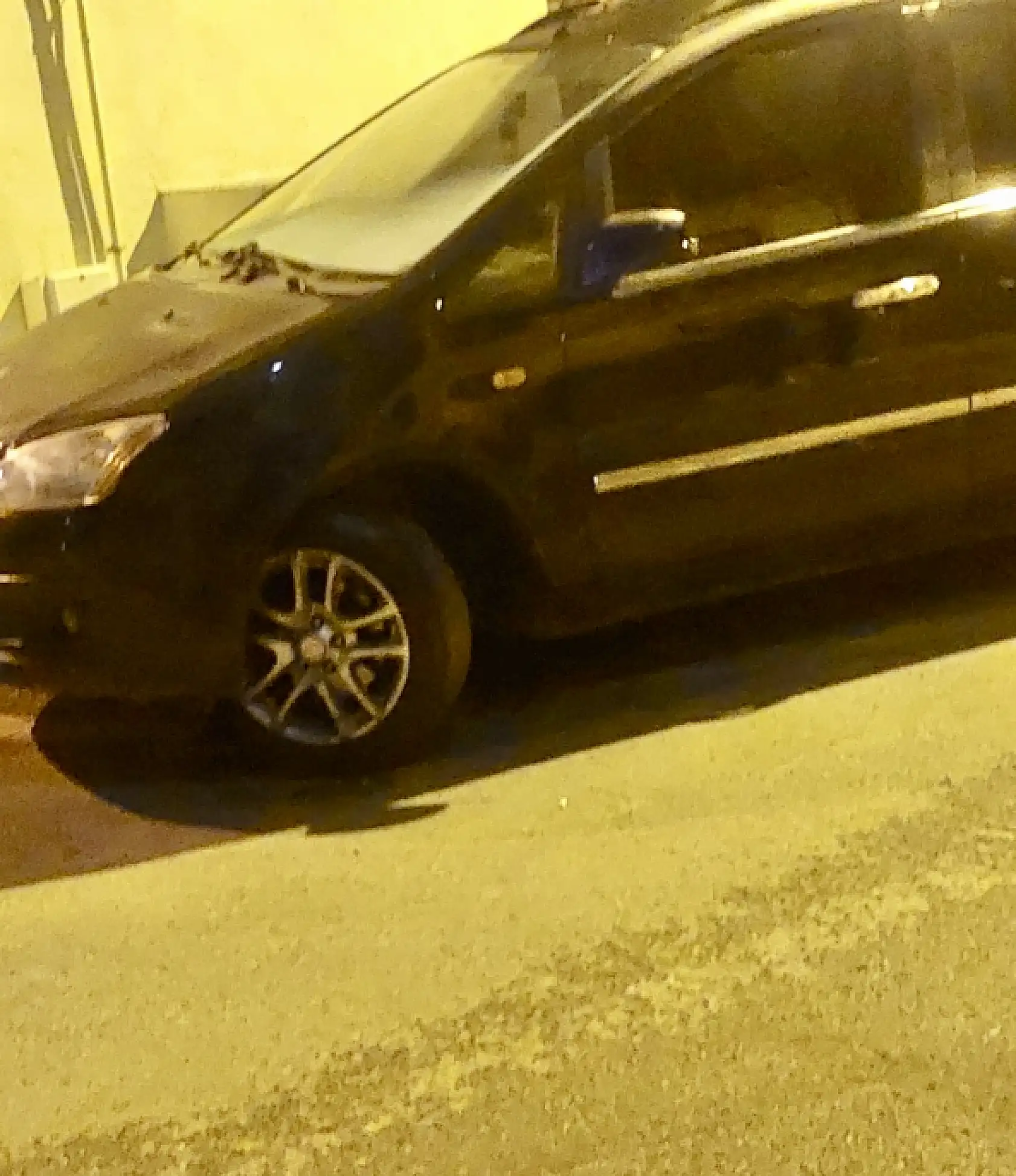 Bartın'da otomobil ters döndü