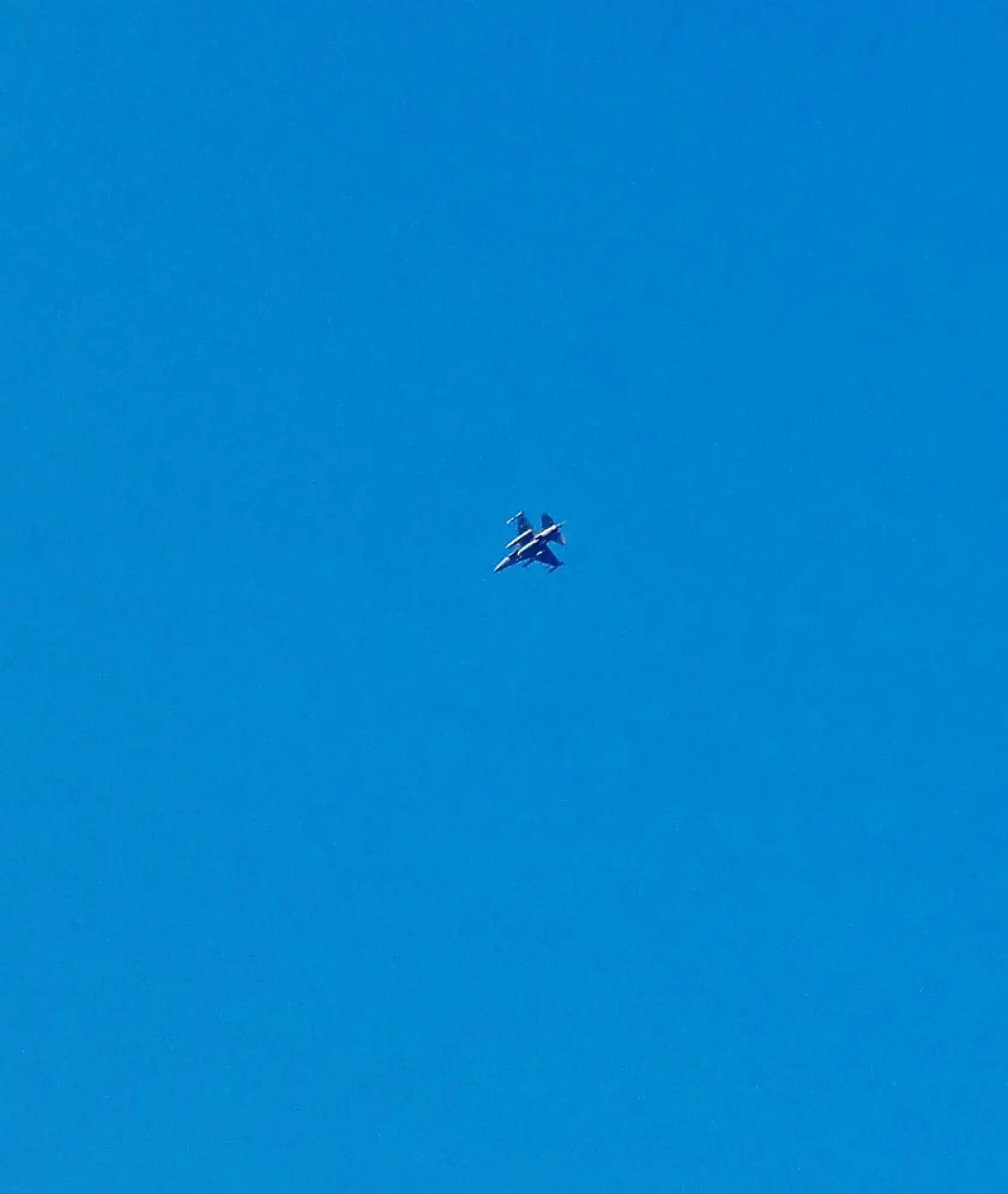 Bartın semalarında savaş uçakları