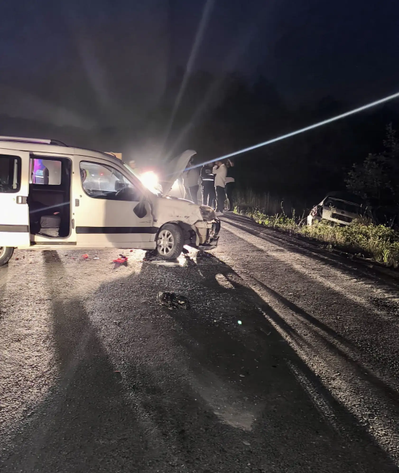 İnkumu yolunda kaza: 8 yaralı