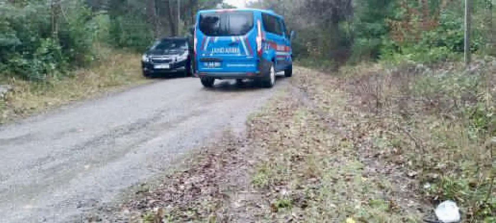 Otomobil şarampole yuvarlandı