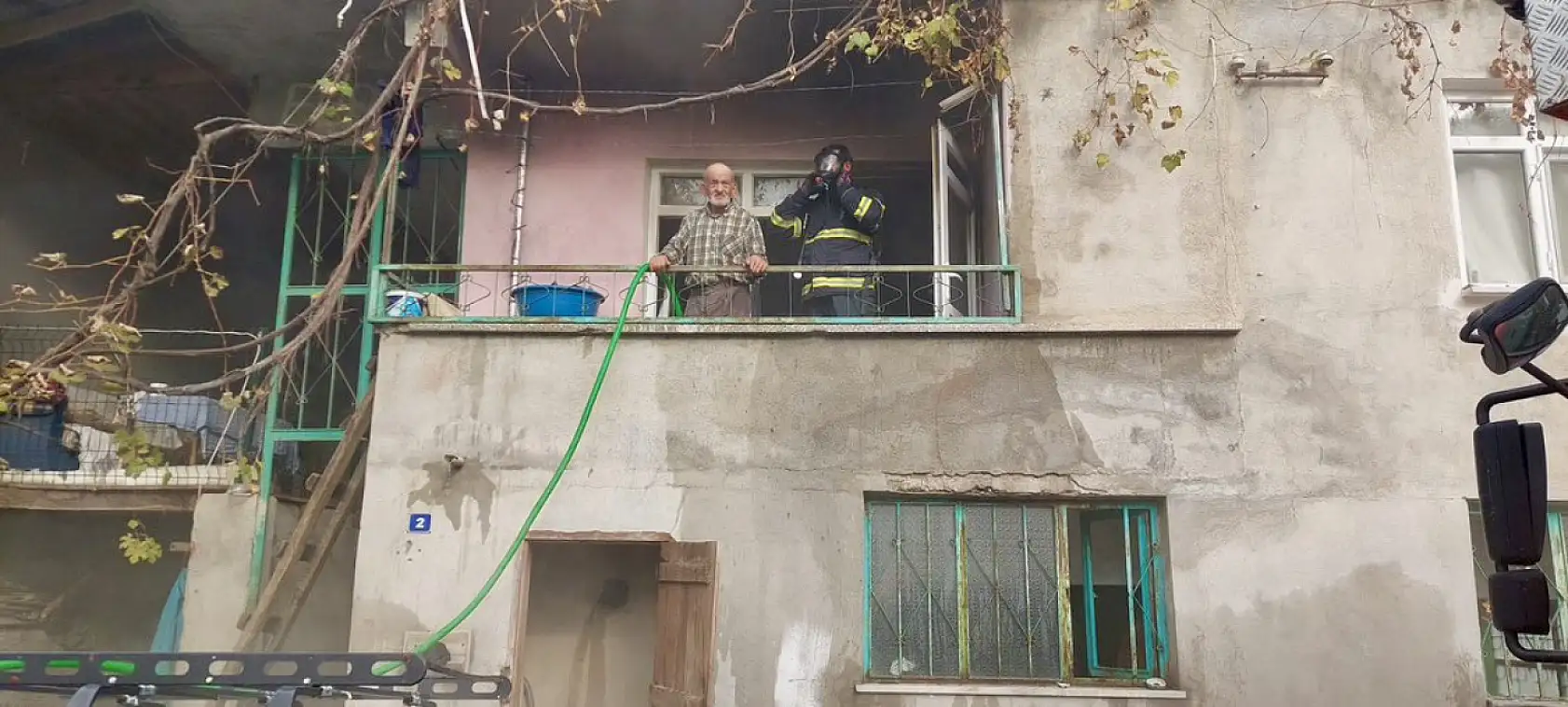 Köyde sobadan kaynaklı yangın