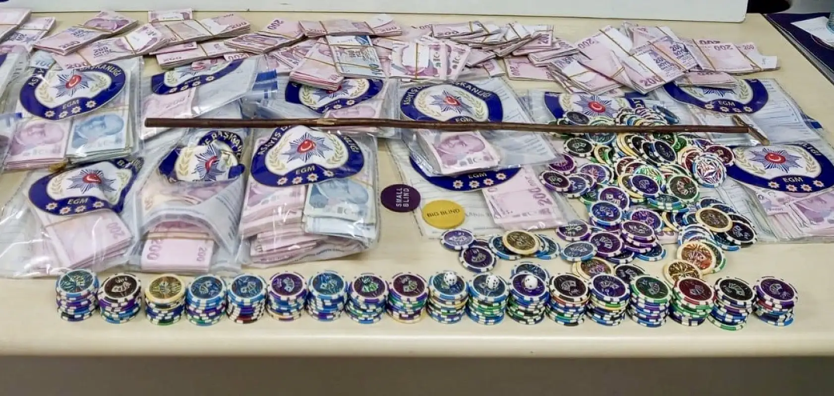 Binlerce lira paraya el konuldu