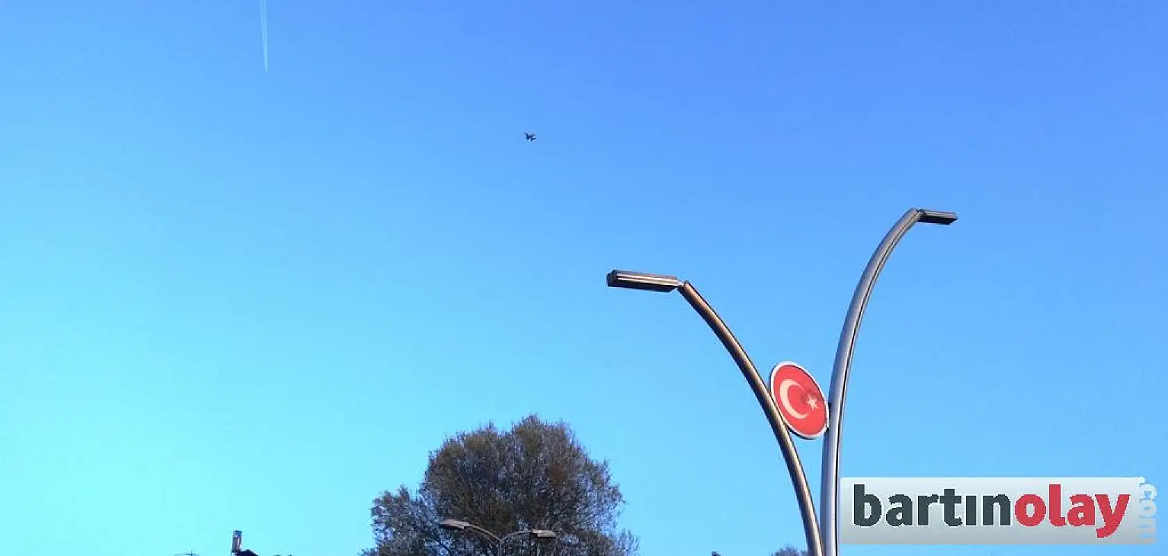 Bartın semalarında savaş uçakları