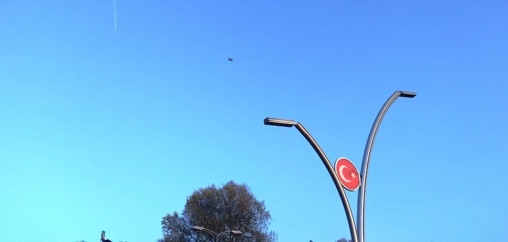 Bartın semalarında savaş uçakları