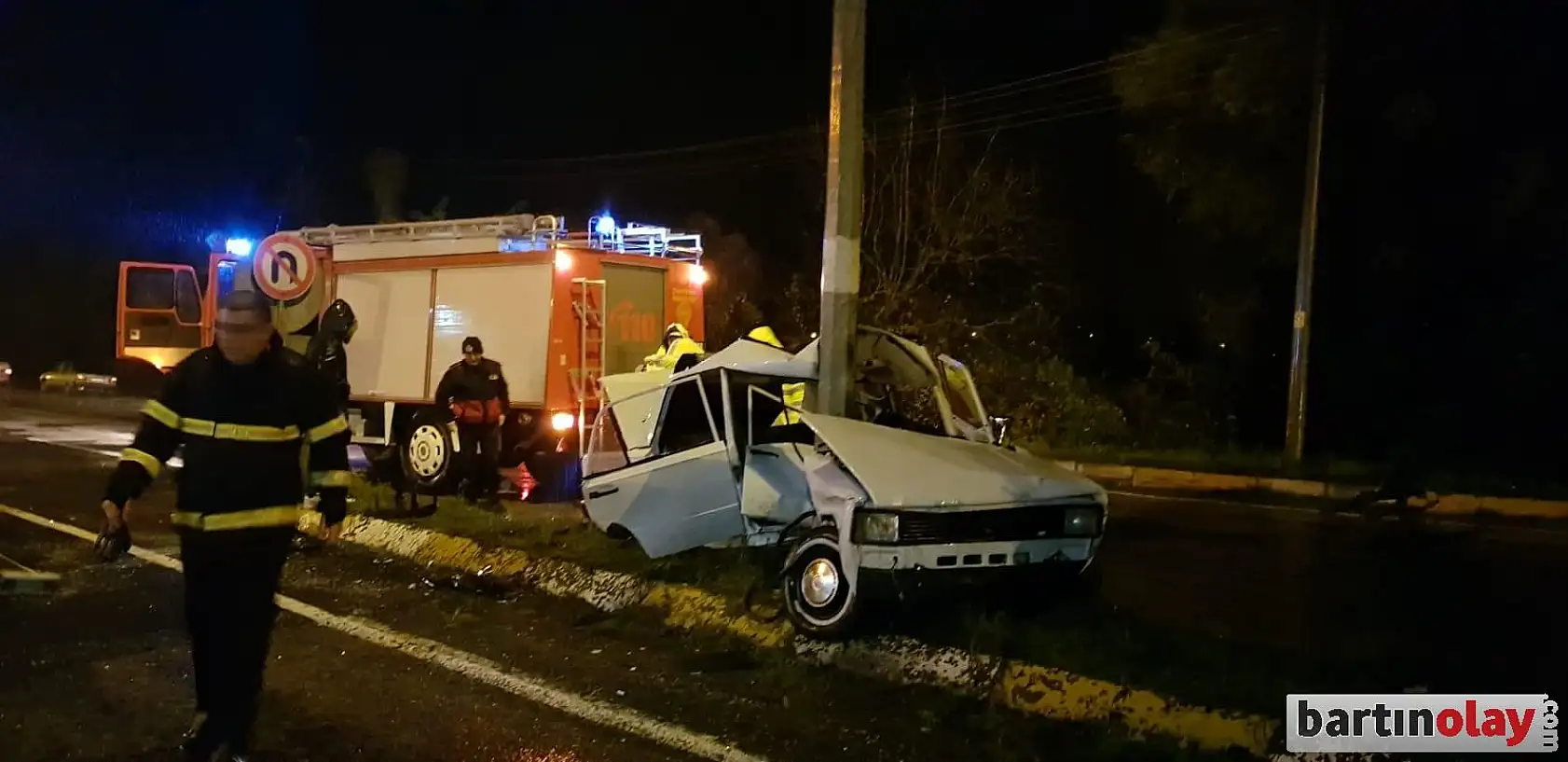 Direğe çarpan Hacı Murat hurdaya döndü
