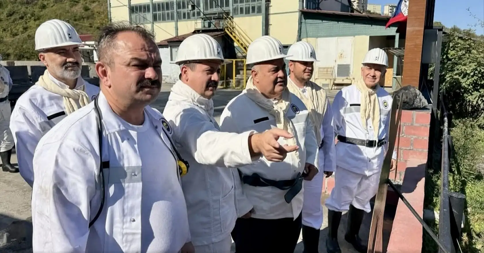 Yıllar sonra yeniden maden ocağındalar