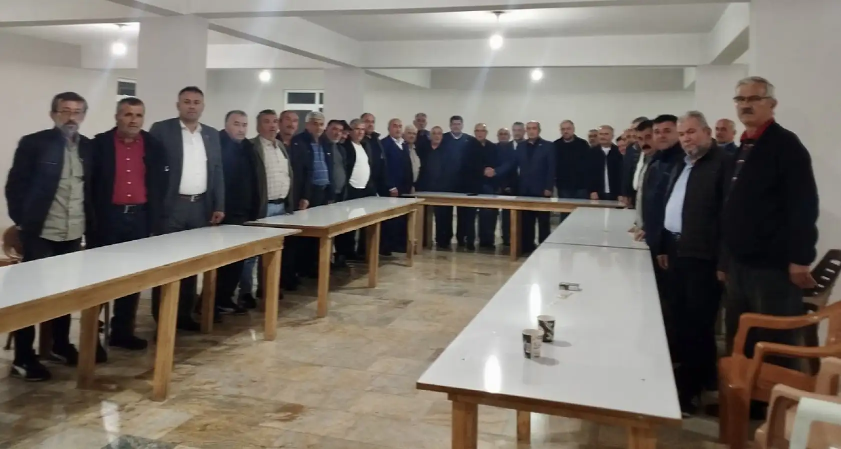 Muhtarlar tek çatı altında birleşti