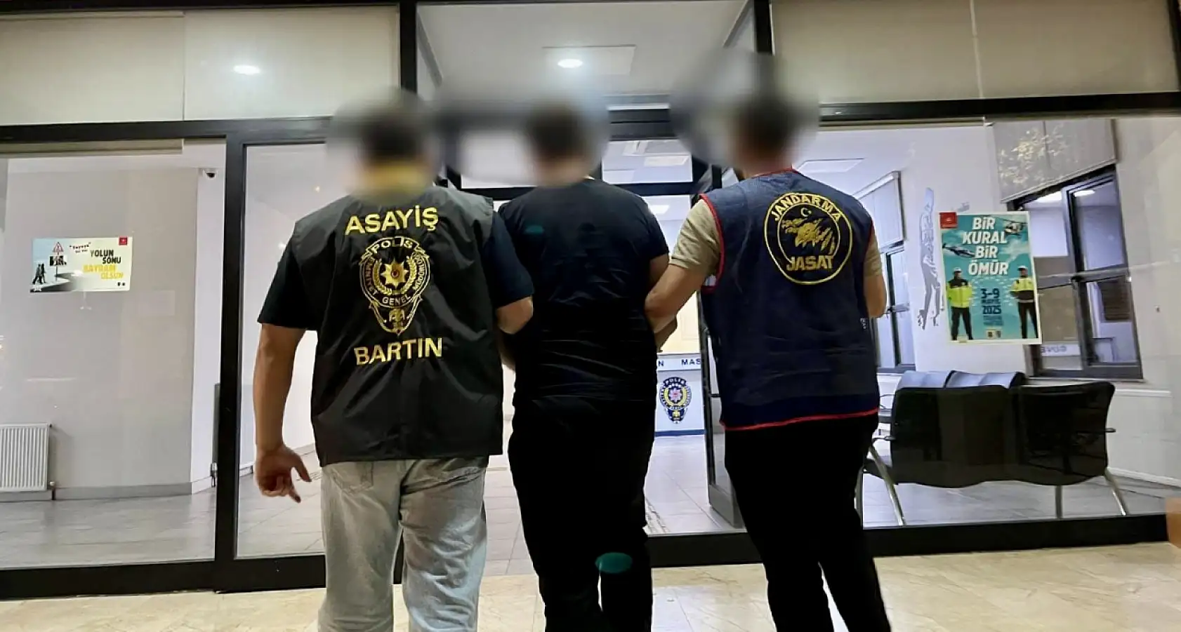 10 kişi yakalandı