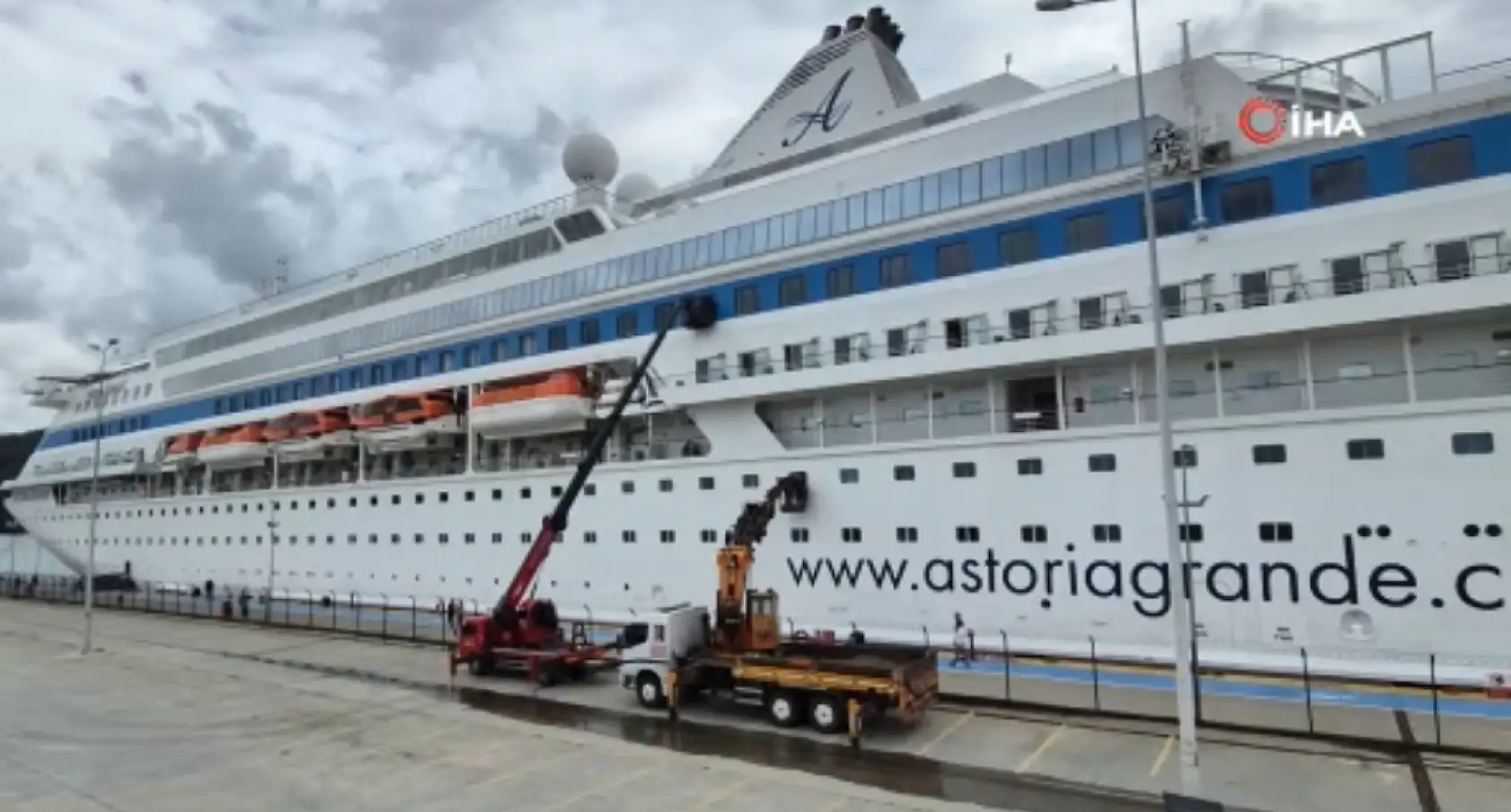 Dev rus gemisine yoğun bakım