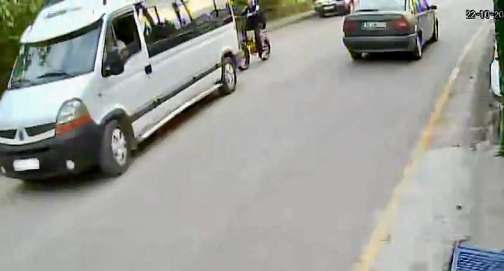 Ezilmekten son anda kurtuldu