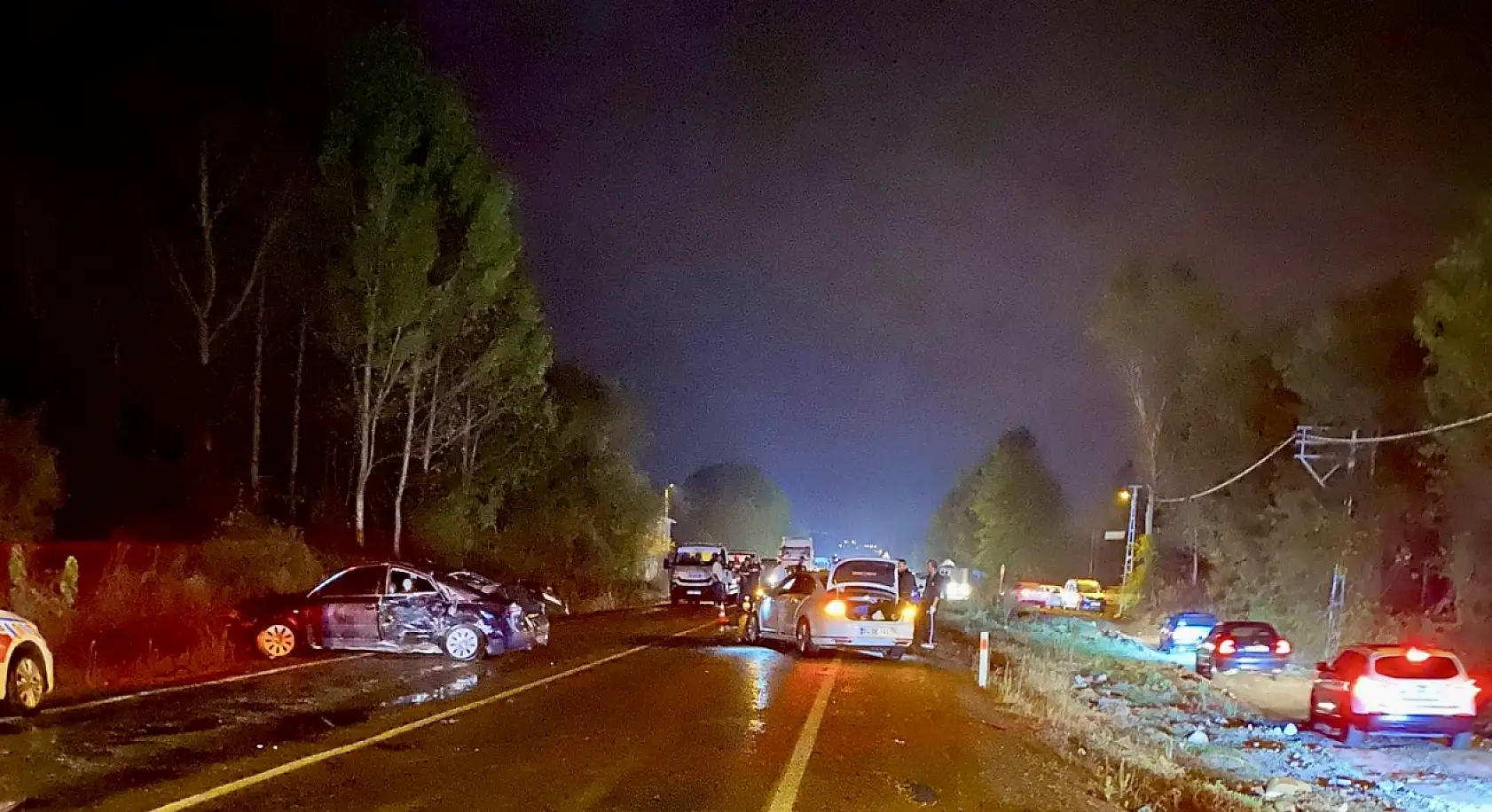 Kozcağız yolunda kafa kafaya çarpışma