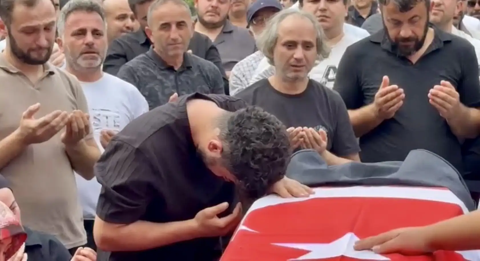 Maden şehidimiz son yolculuğuna uğurlandı