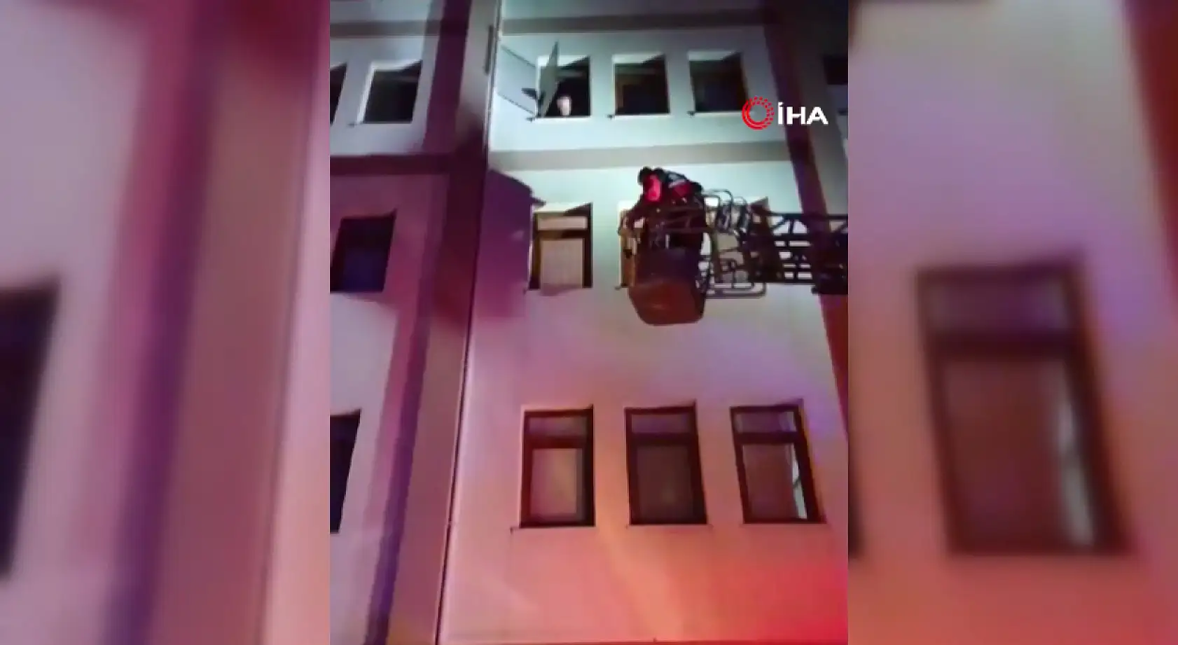 Genç Kız Ekipleri Harekete Geçirdi