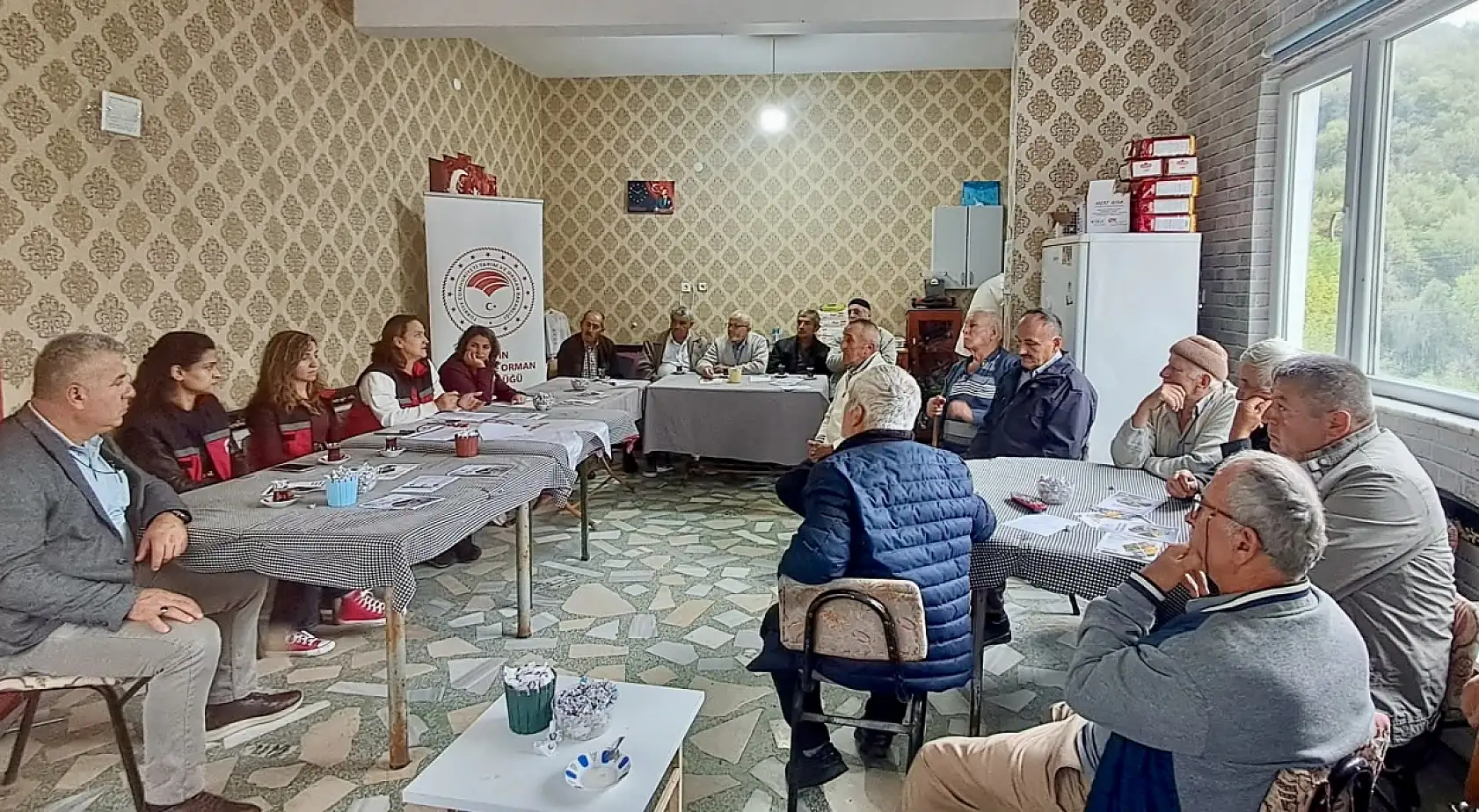 Alın teriyle ıslanan toprak kurumaz