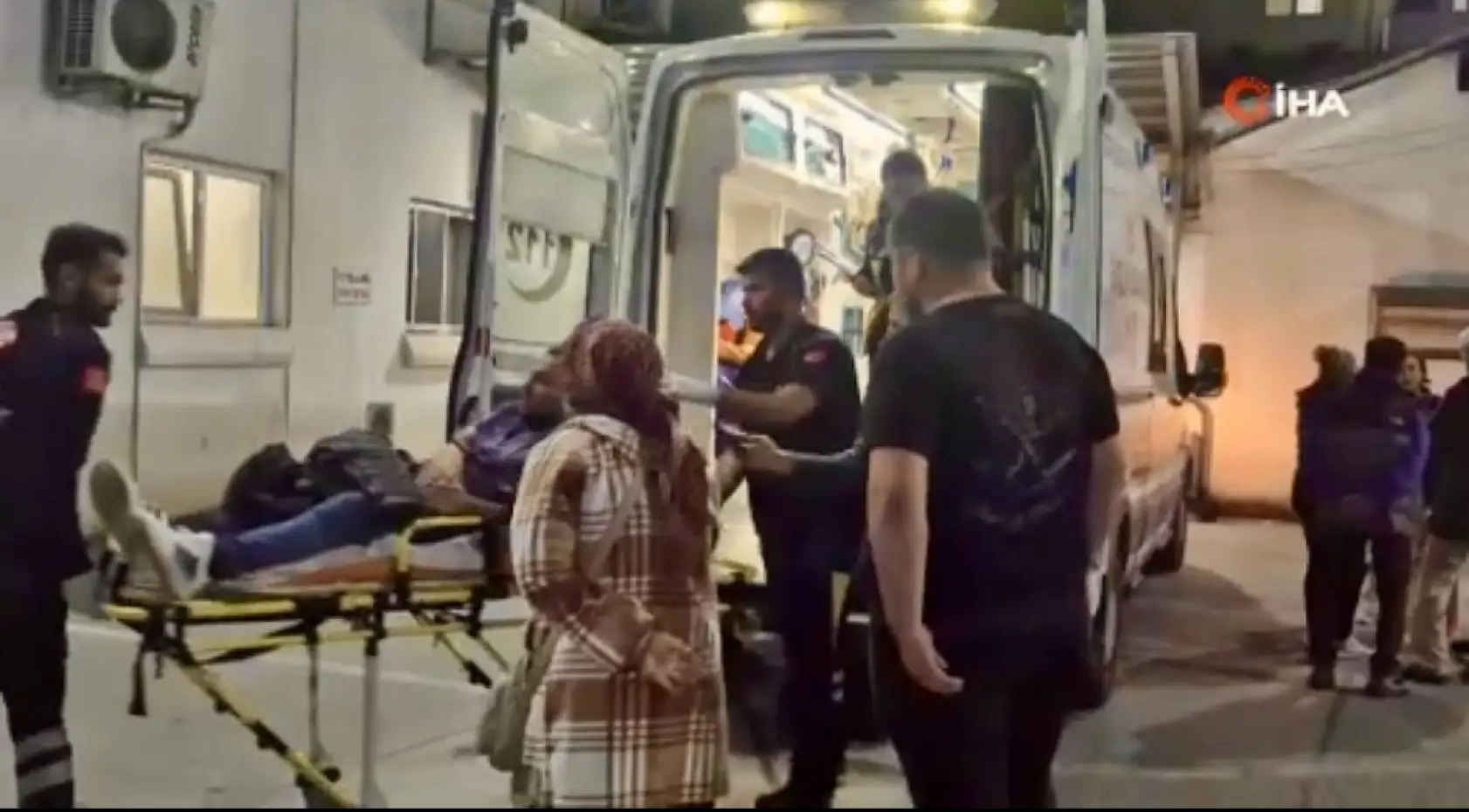 Fabrikada işçiler hastanelik oldu