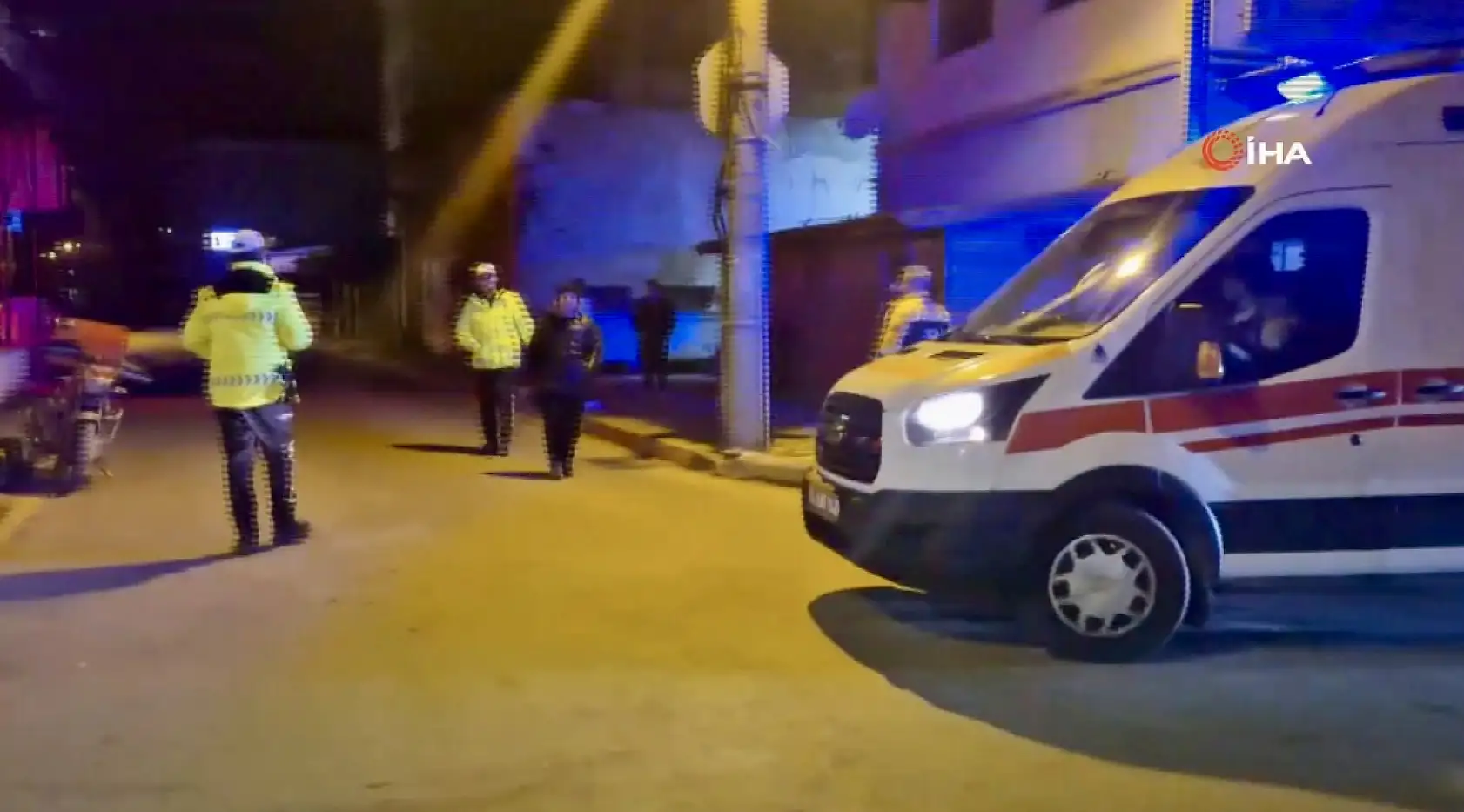 Kaza oldu, sürücüler ortadan kayboldu