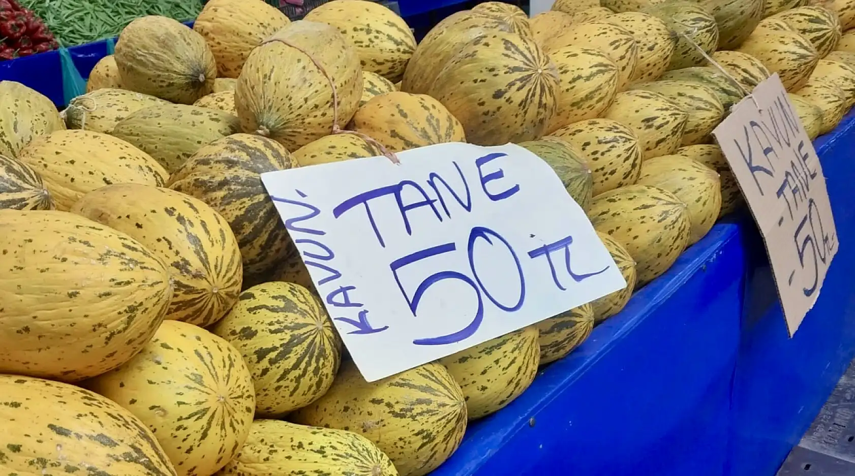 Enflasyon düşüyor, fiyatlar çıkıyor