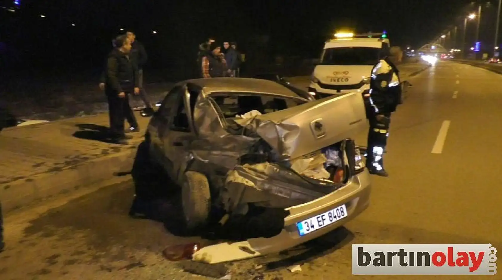 Bartın'da ilginç kaza, ters döndü!