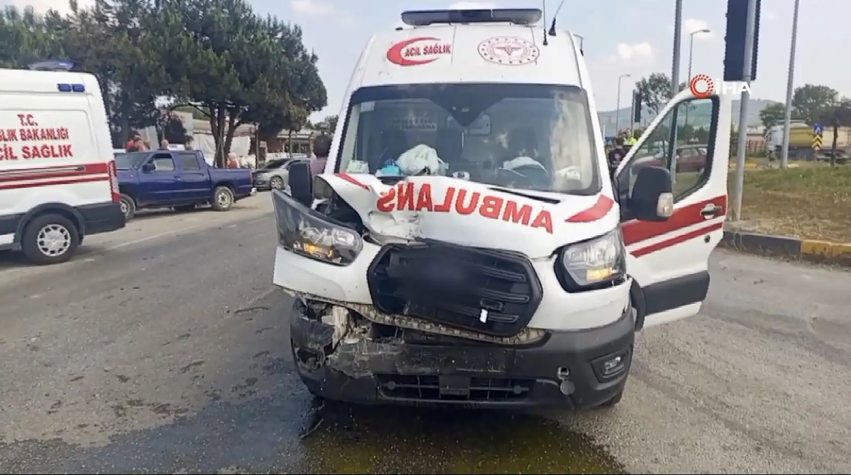 Bartın ekibi Çaycuma'da kaza yaptı