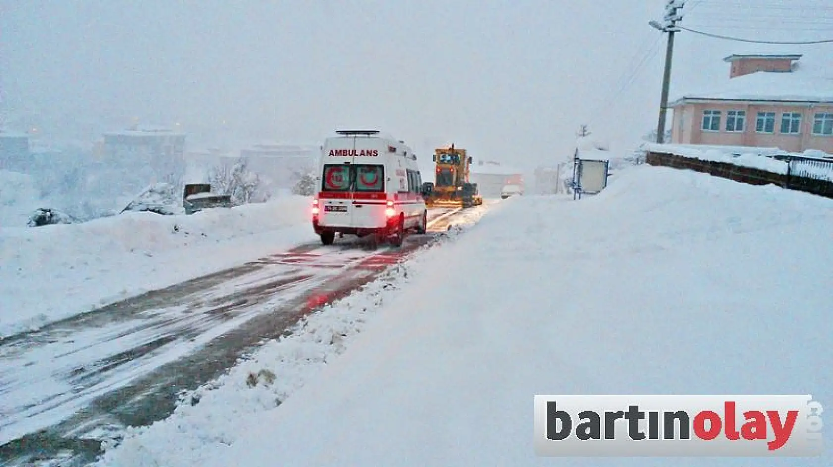 Bartın'da yoğun kar ve tipi 