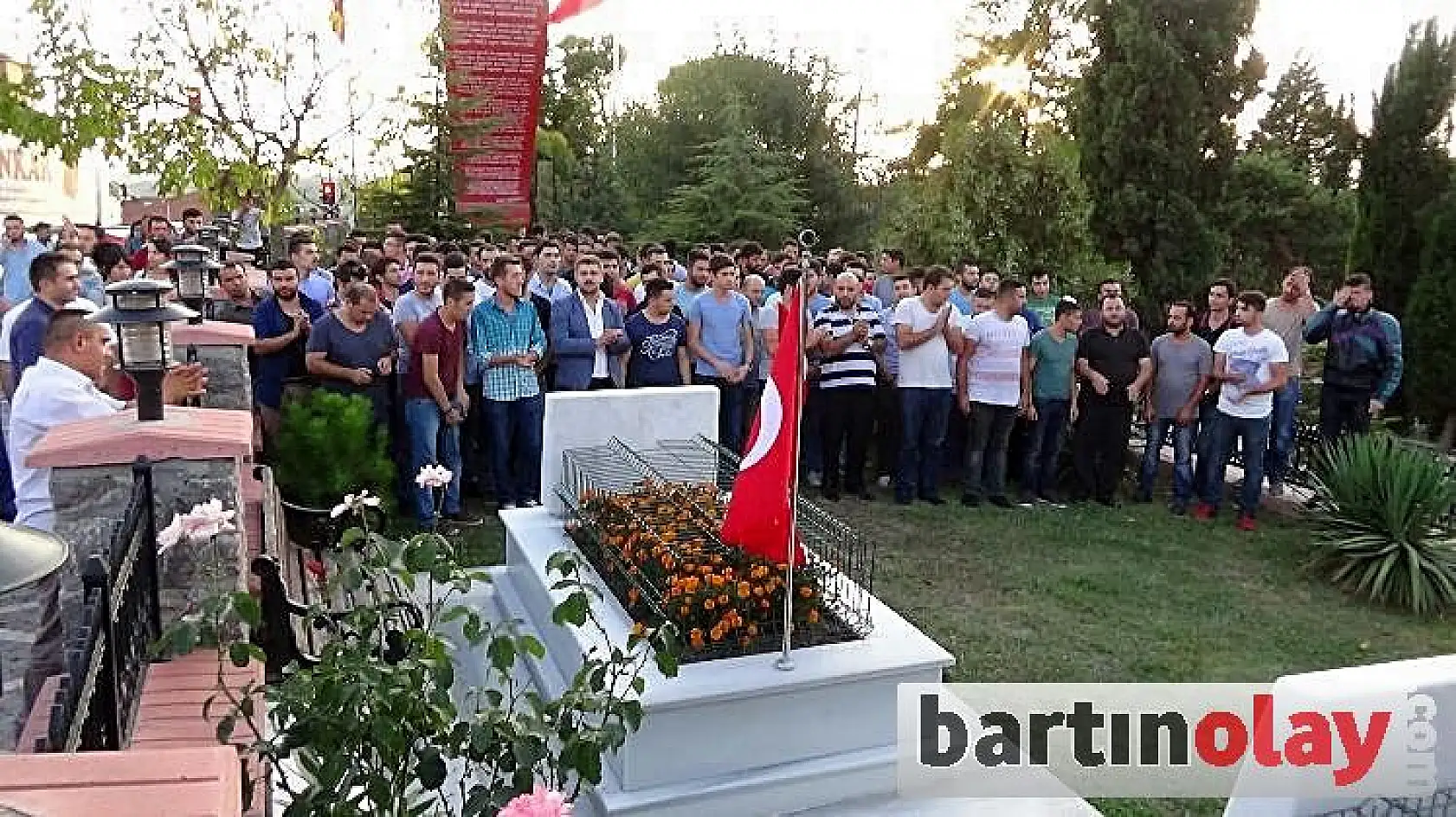 BARTIN'DA TERÖRE TEPKİ KONVOYU