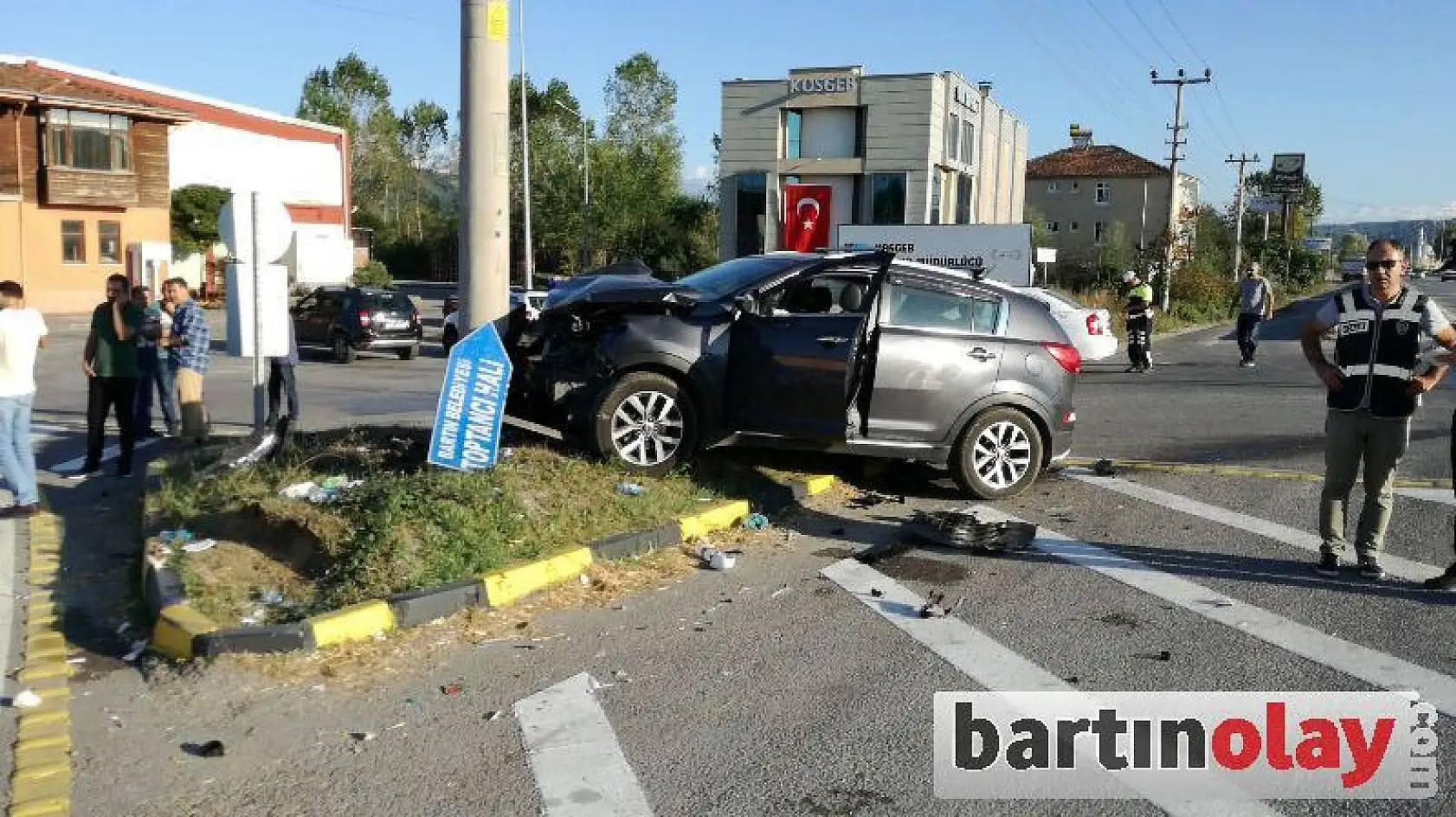 Toptancılar sitesi kavşağında kaza