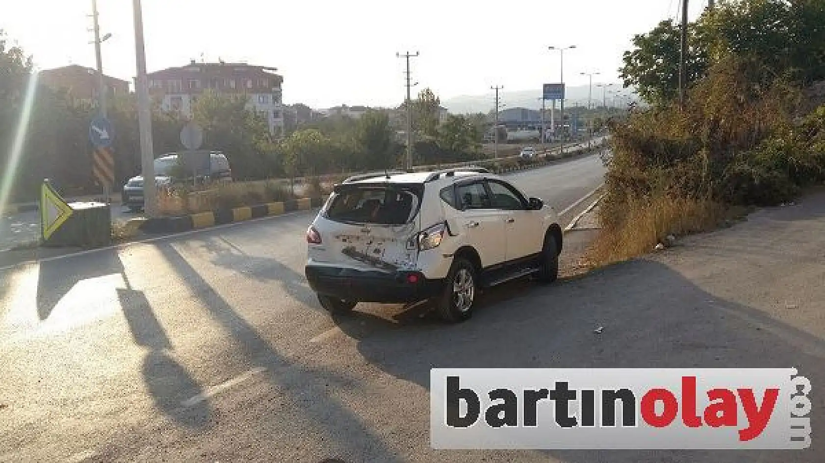 Bartın'da Kamyon İle Jip Çarpıştı