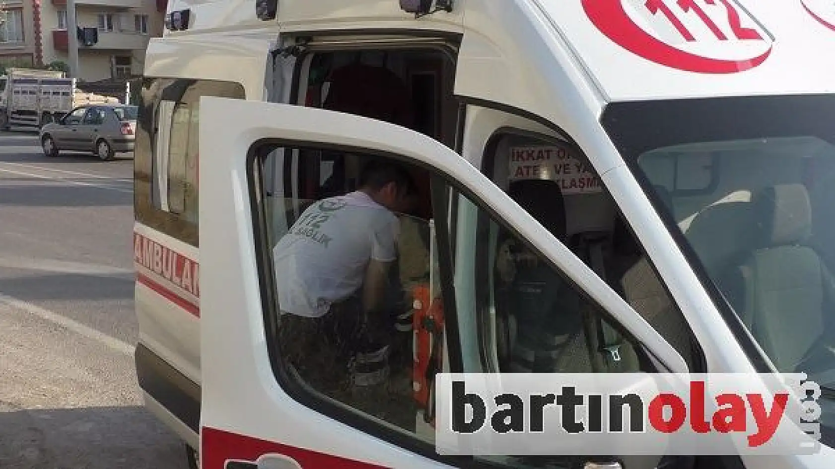 Bartın'da Kamyon İle Jip Çarpıştı